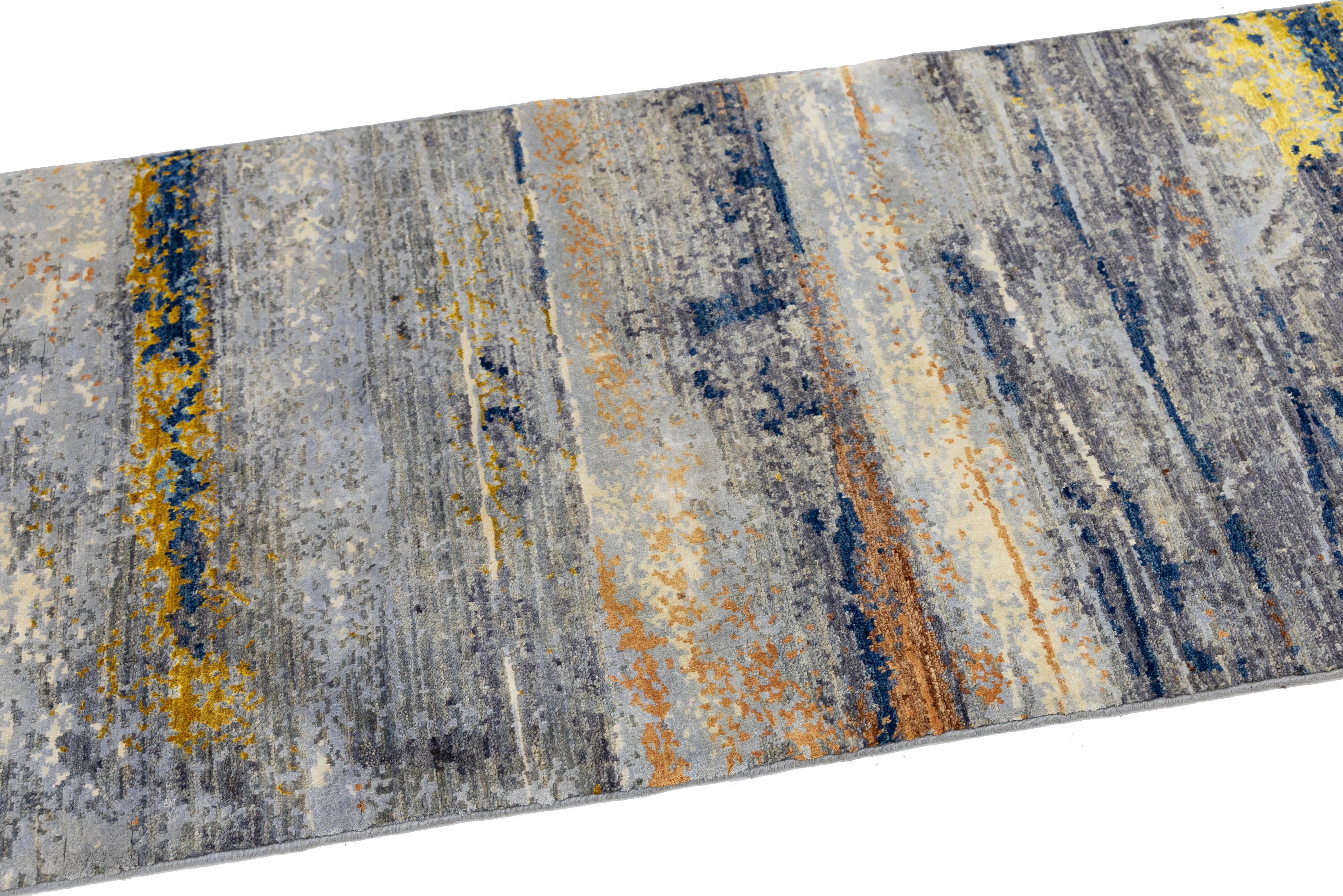3 x 12 Moderne abstrakte entworfen handgefertigte Wolle und Seide Teppich In Multicolor im Zustand „Neu“ im Angebot in Norwalk, CT