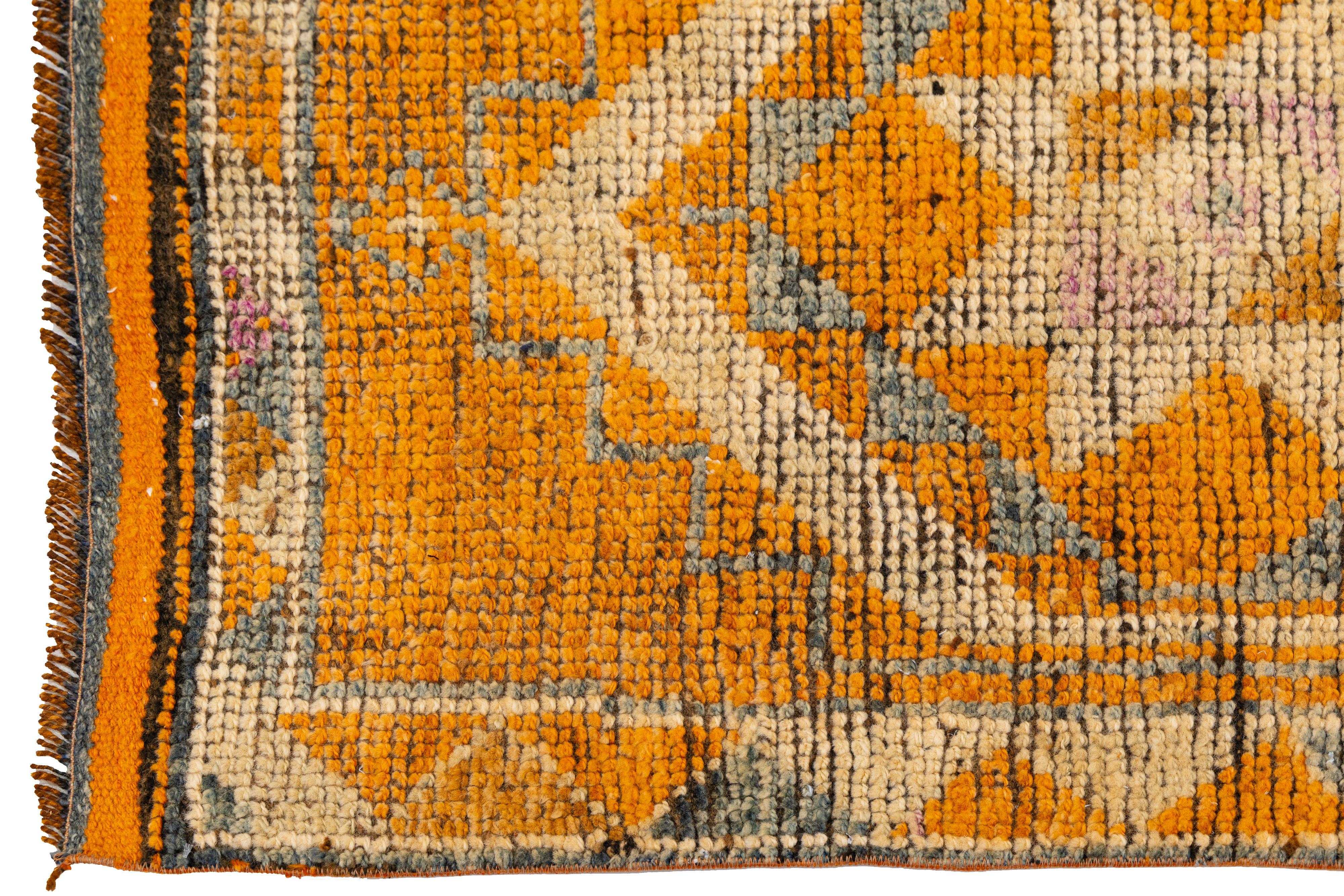 3 x 13 Vintage Alfombra Turca de Lana Anaranjada Anudada a Mano con Motivos Geométricos en venta 2