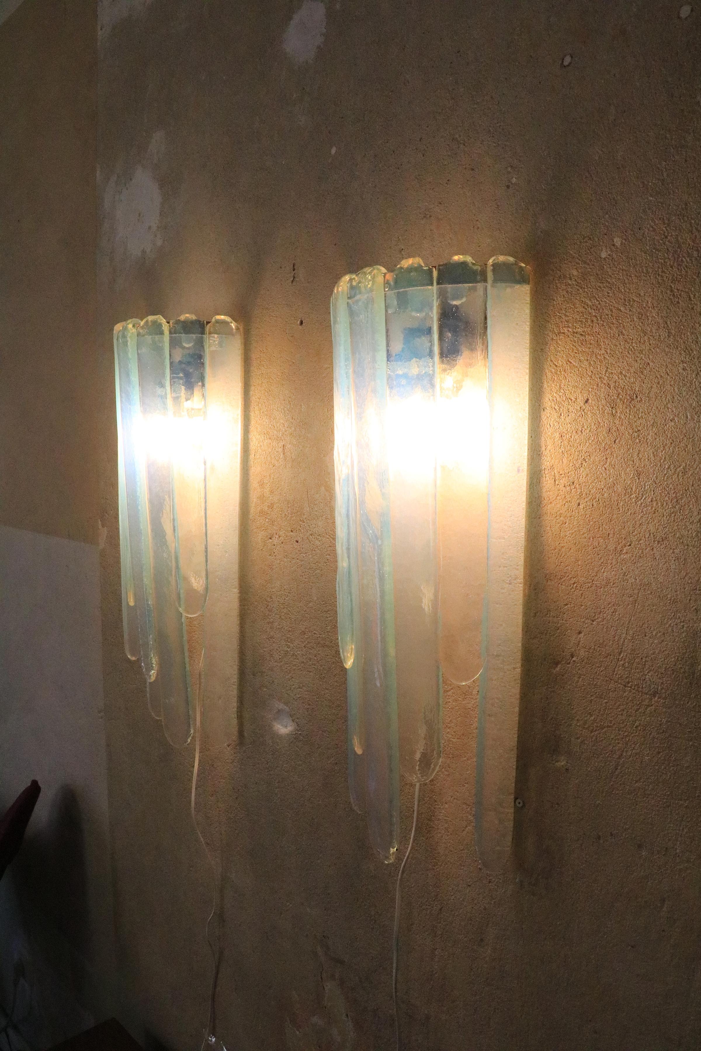 Ice Blue Murano Glass Wall Lamp by Carlo Nason for Mazzega, 1/3  For Sale 6