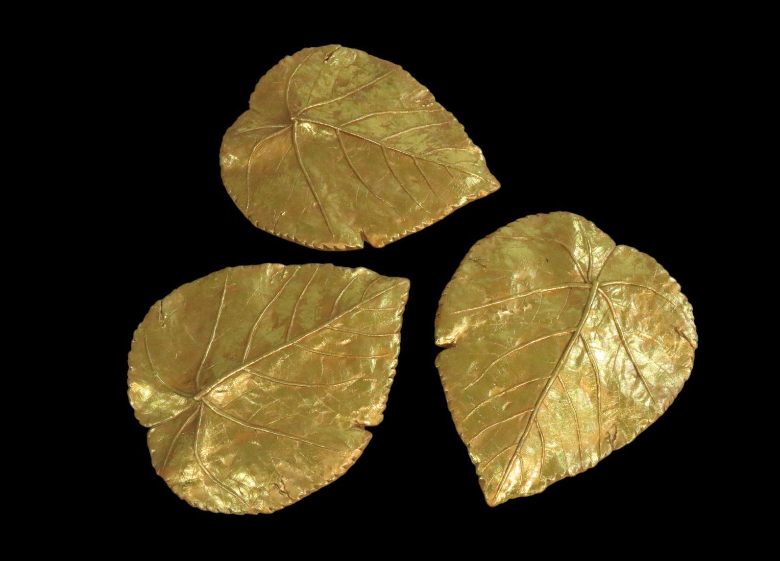 3 x Wall Decoration, Golden Leaves, 1970s In Good Condition For Sale In Berlin, BE