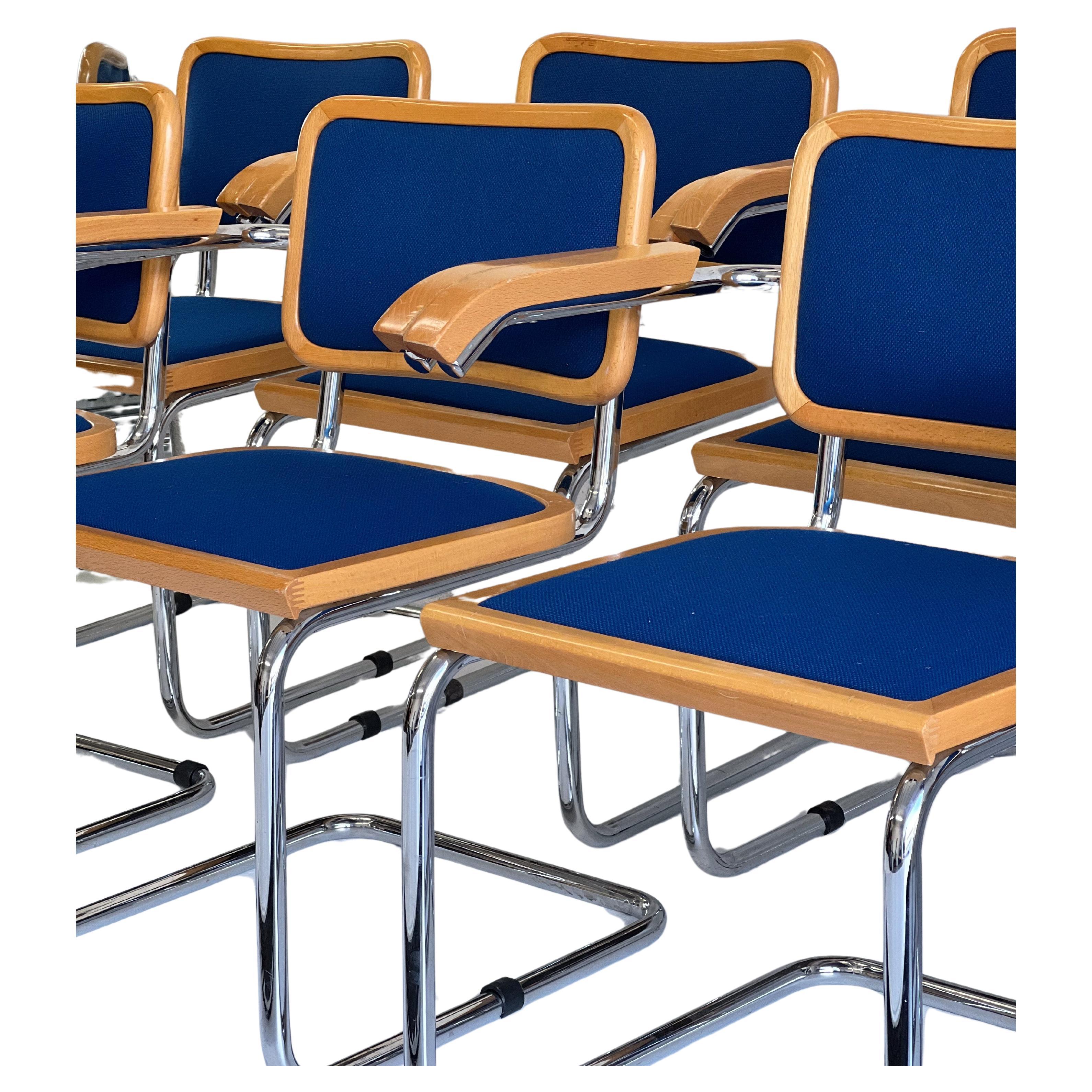 (30 disponibles) Chaises Cesca bleues rembourrées des années 1980 par Loewenstein