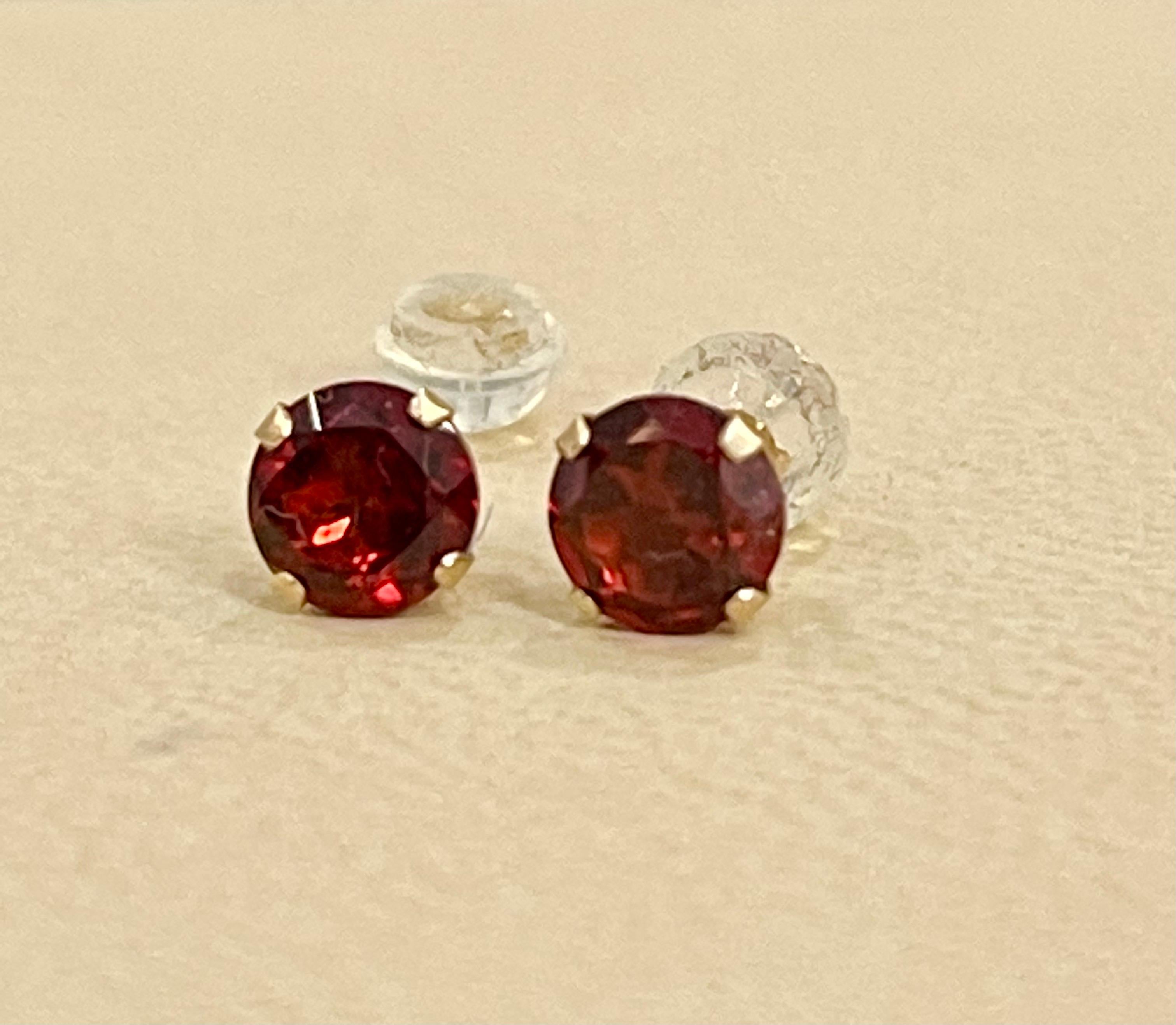 3.0 Carat Round Garnet Stud Post Earrings 14 Karat Yellow Gold For Sale 5