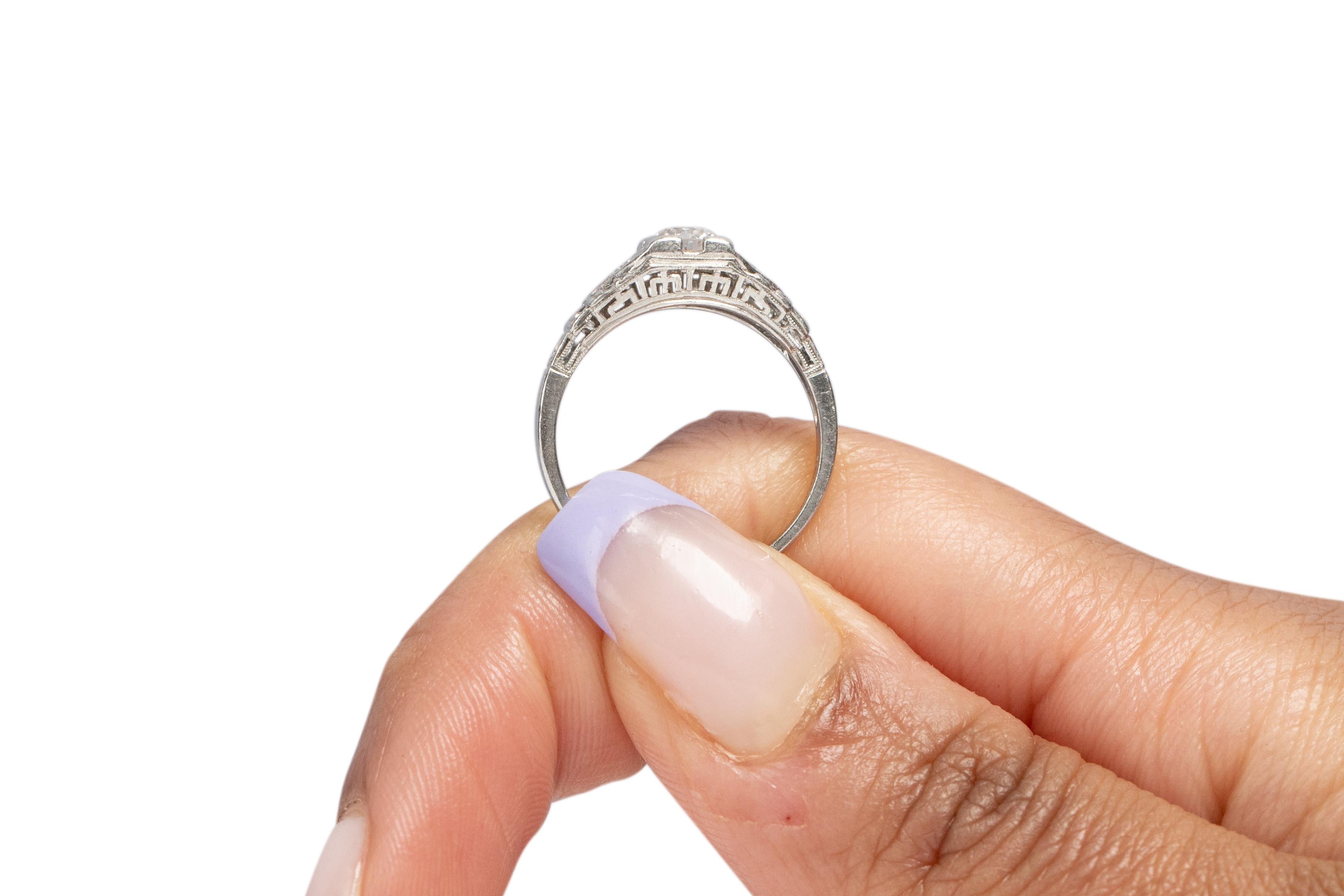 Women's .30 Carat Art Deco Diamond Platinum Engagement Ring For Sale