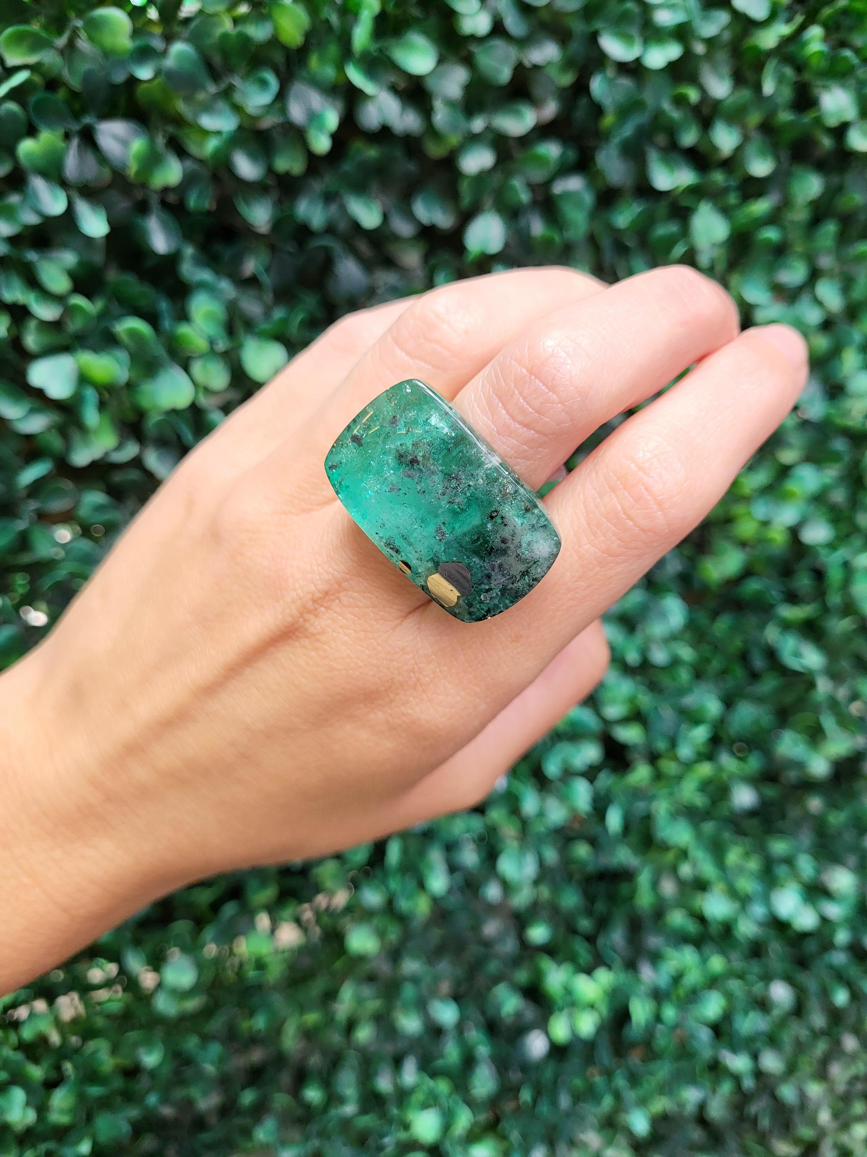 30 Carat Columbian Emerald Ring with Pyrite Inclusion For Sale 11