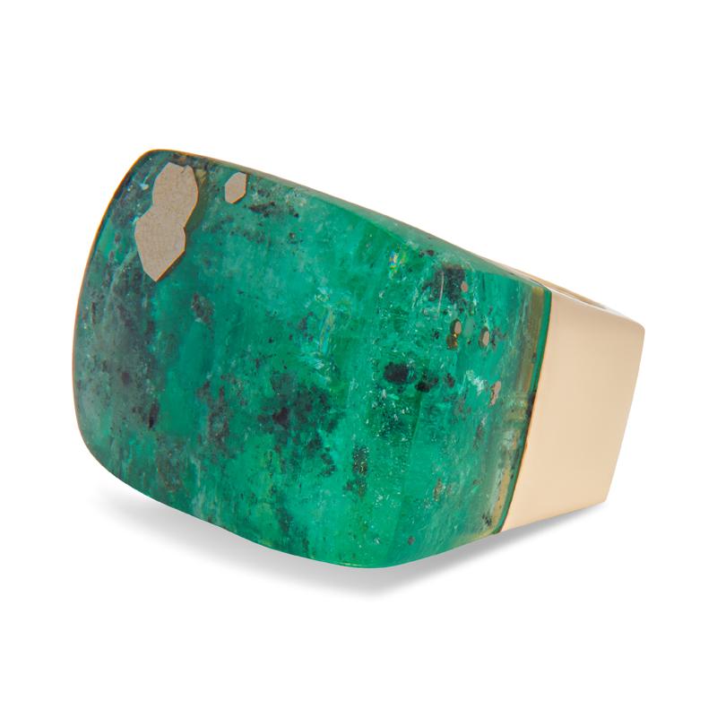 Each inclusion tells a story, but rare are the pieces that look this magnificent just because they were included the way they are.
Mined from the Muzo Region in Columbia and cut, polished set and finished in Columbia! This one of a kind, spectacular