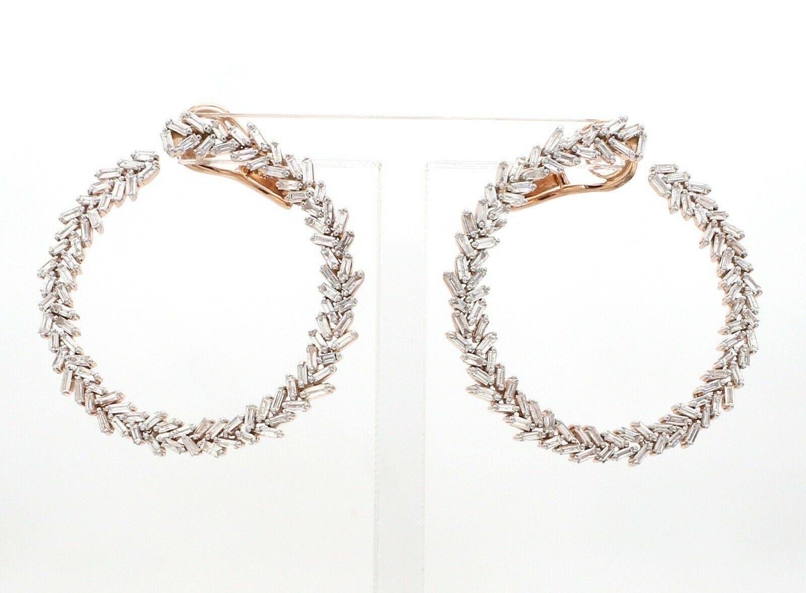 3.0 Carat Diamond 18 Karat Gold Baguette Hoop Earrings In New Condition For Sale In Hoffman Estate, IL