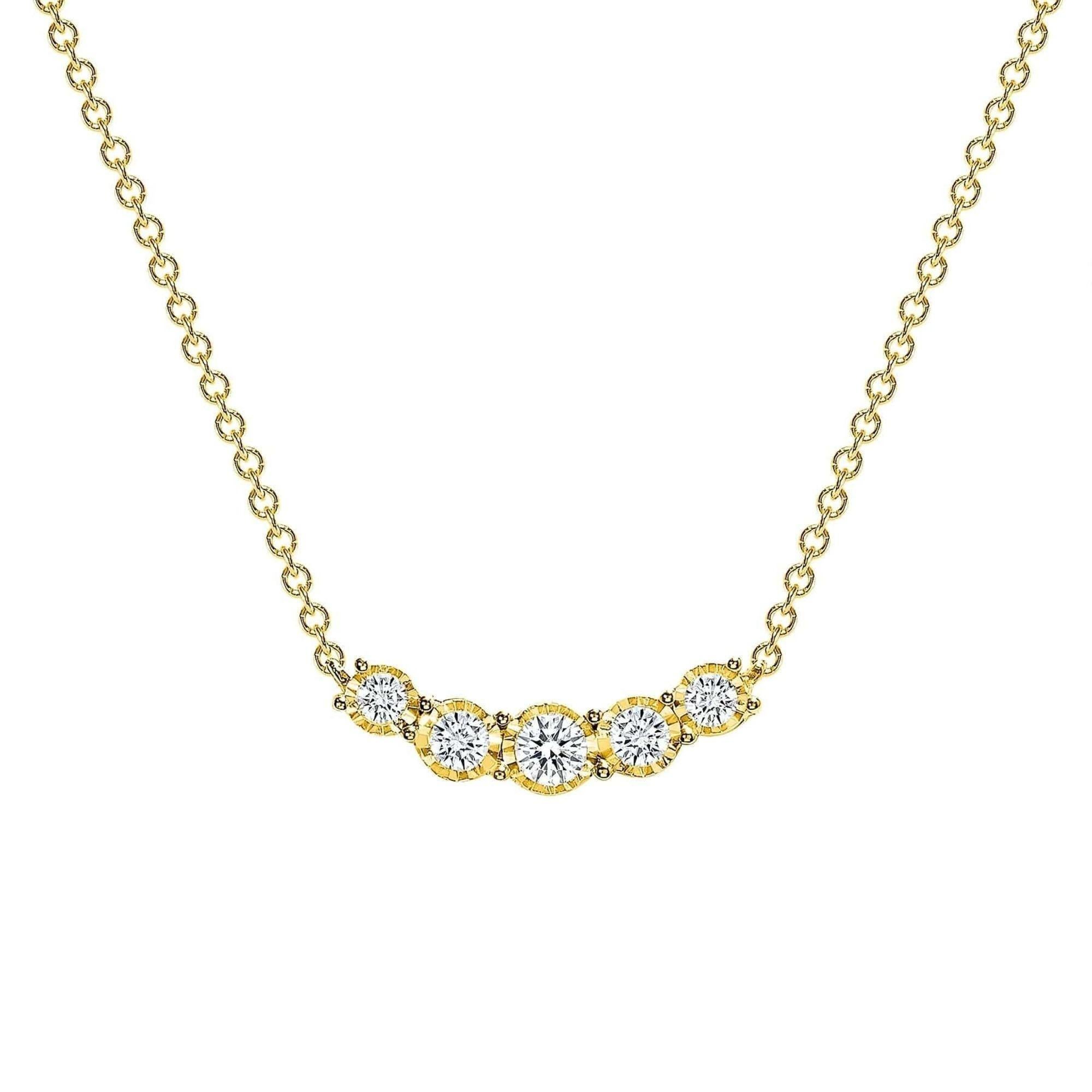 Collana a grappolo in oro 18K con diamante da 30 carati
