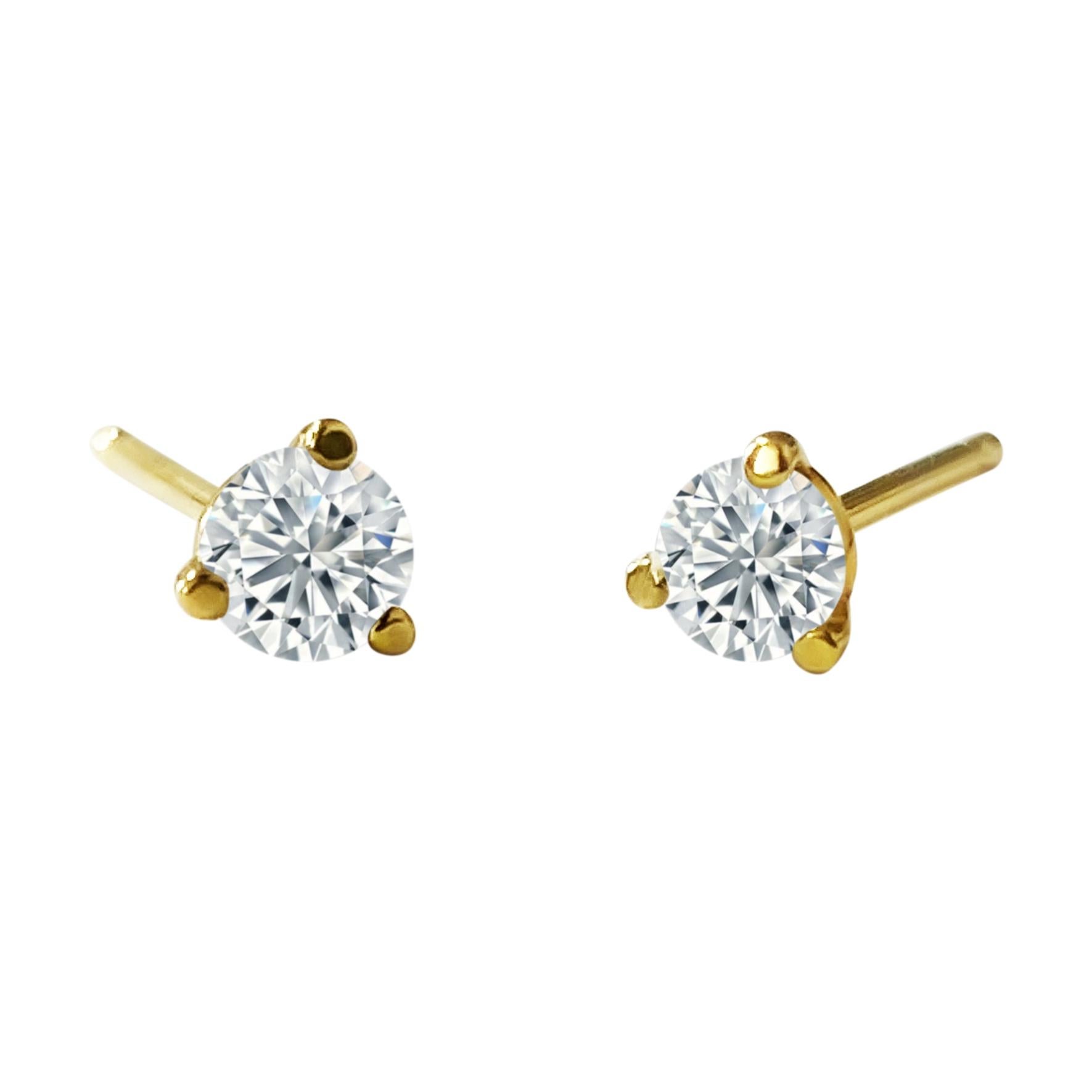 Clous d'oreilles en or jaune 14 carats et diamants 30 carats Excellent état - En vente à Miami, FL