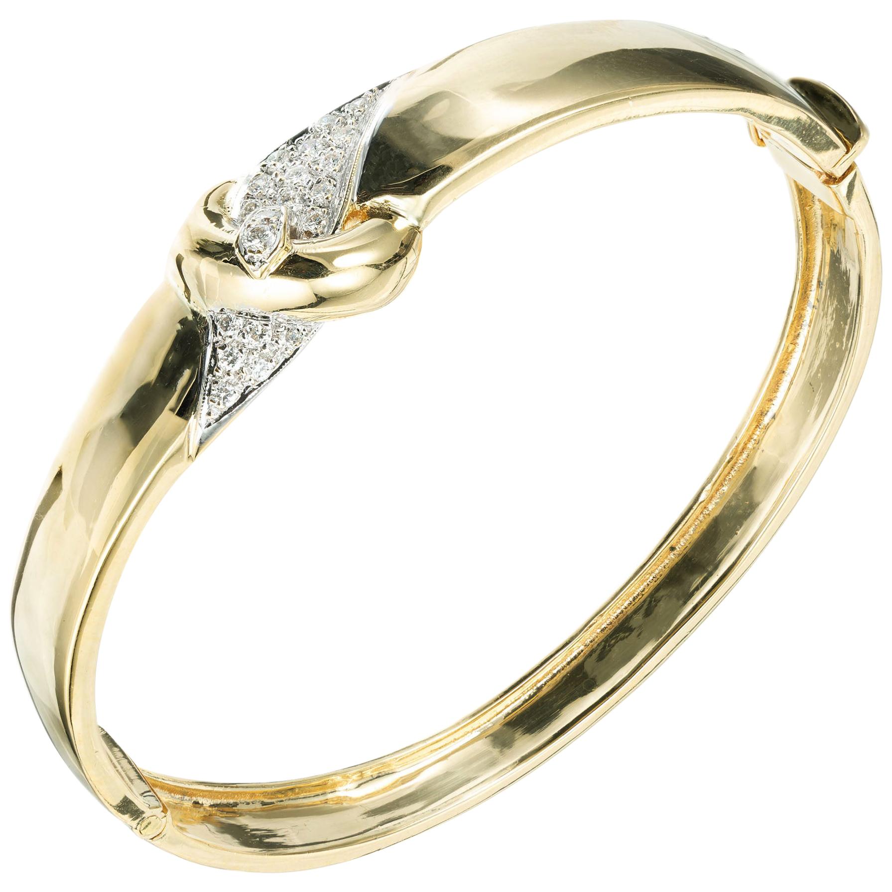.30 Carat Diamond Yellow Gold Hinged Buckle Bangle Bracelet For Sale