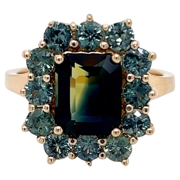 3,0 Karat Smaragdschliff Teal Sapphire Ring in 18K Gelbgold gesetzt