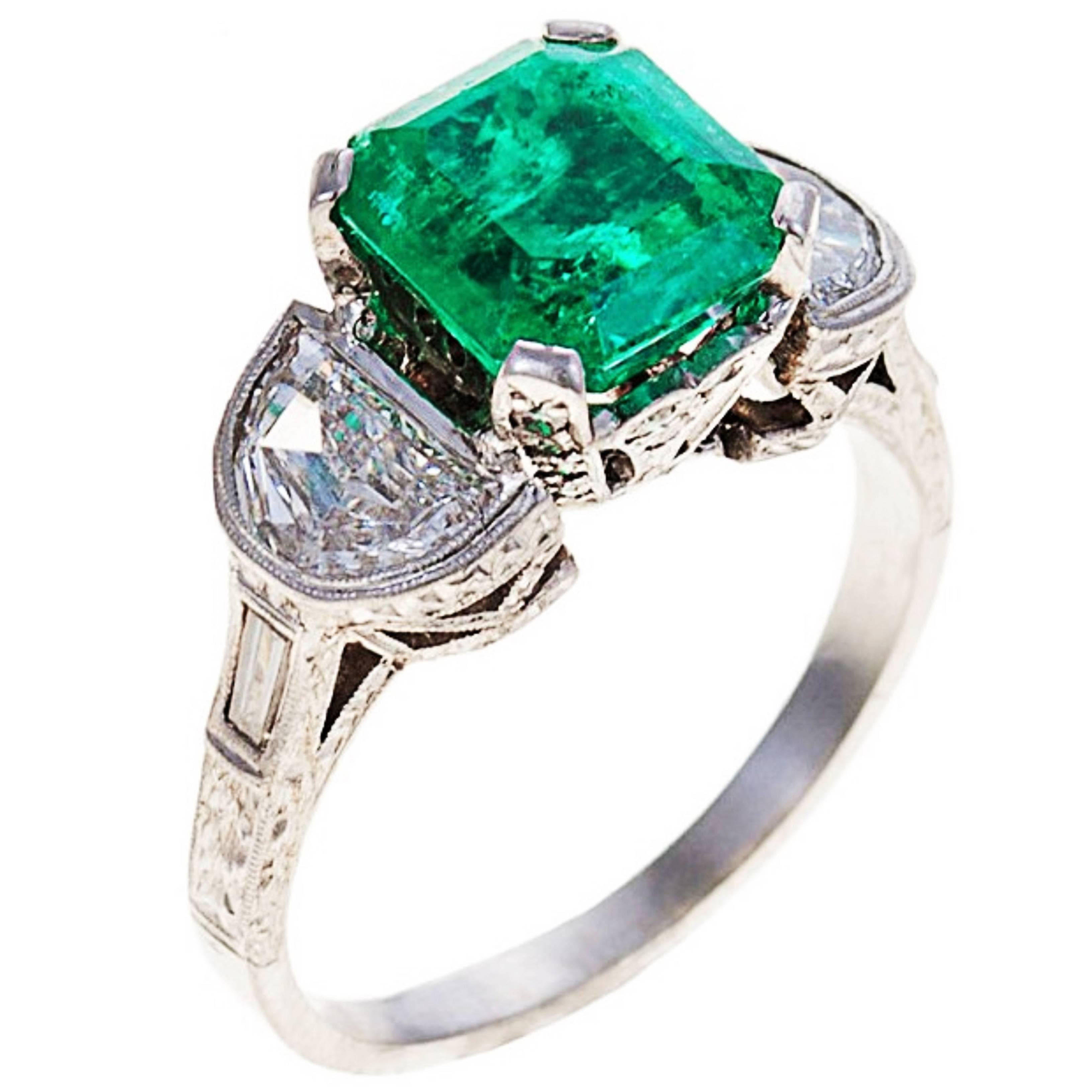 3.0 Carat Emerald Diamond Platinum Ring For Sale
