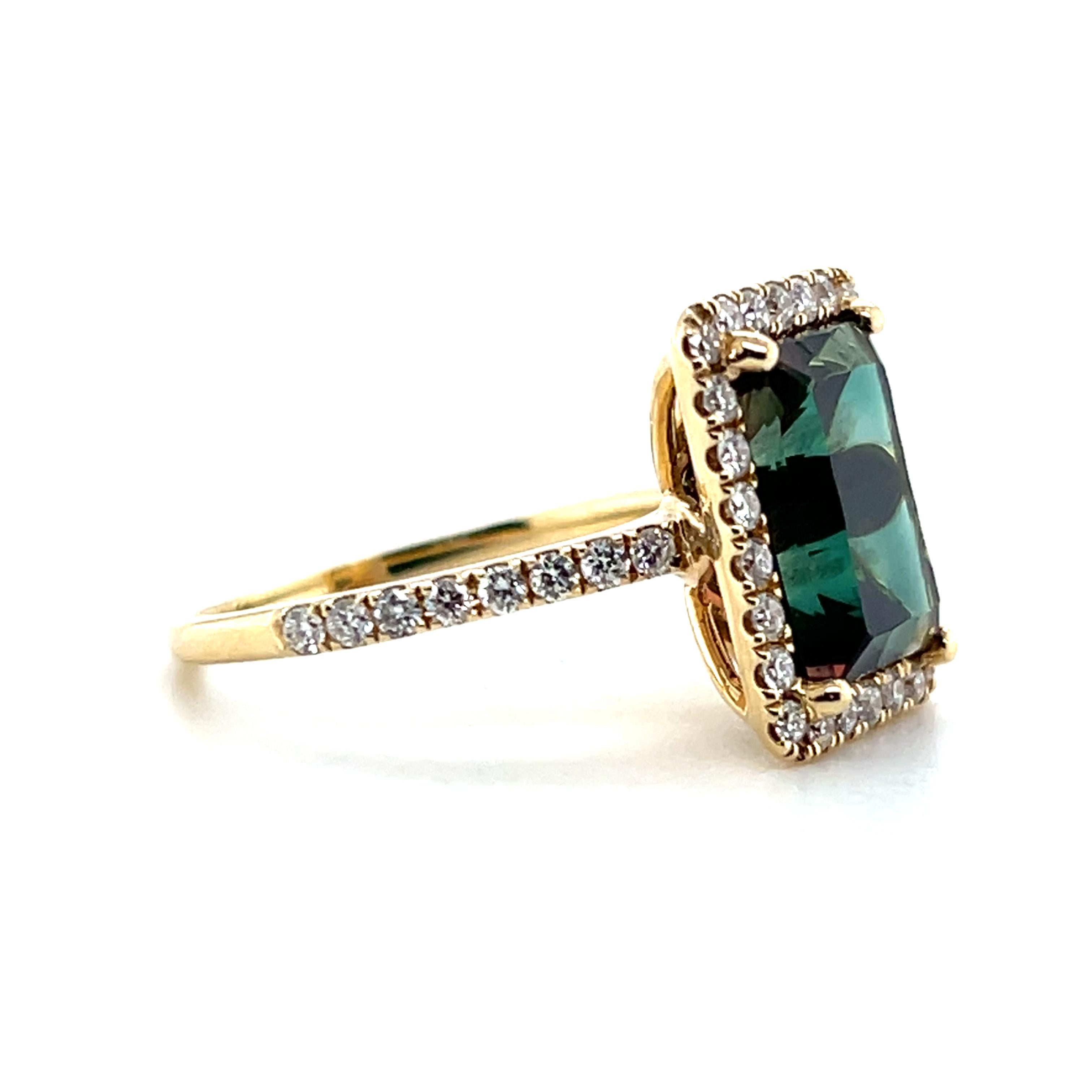 Anello Cocktail con Labradorite Feldspato e Diamante in Oro Giallo 14k da 3,0 Carati in vendita 1