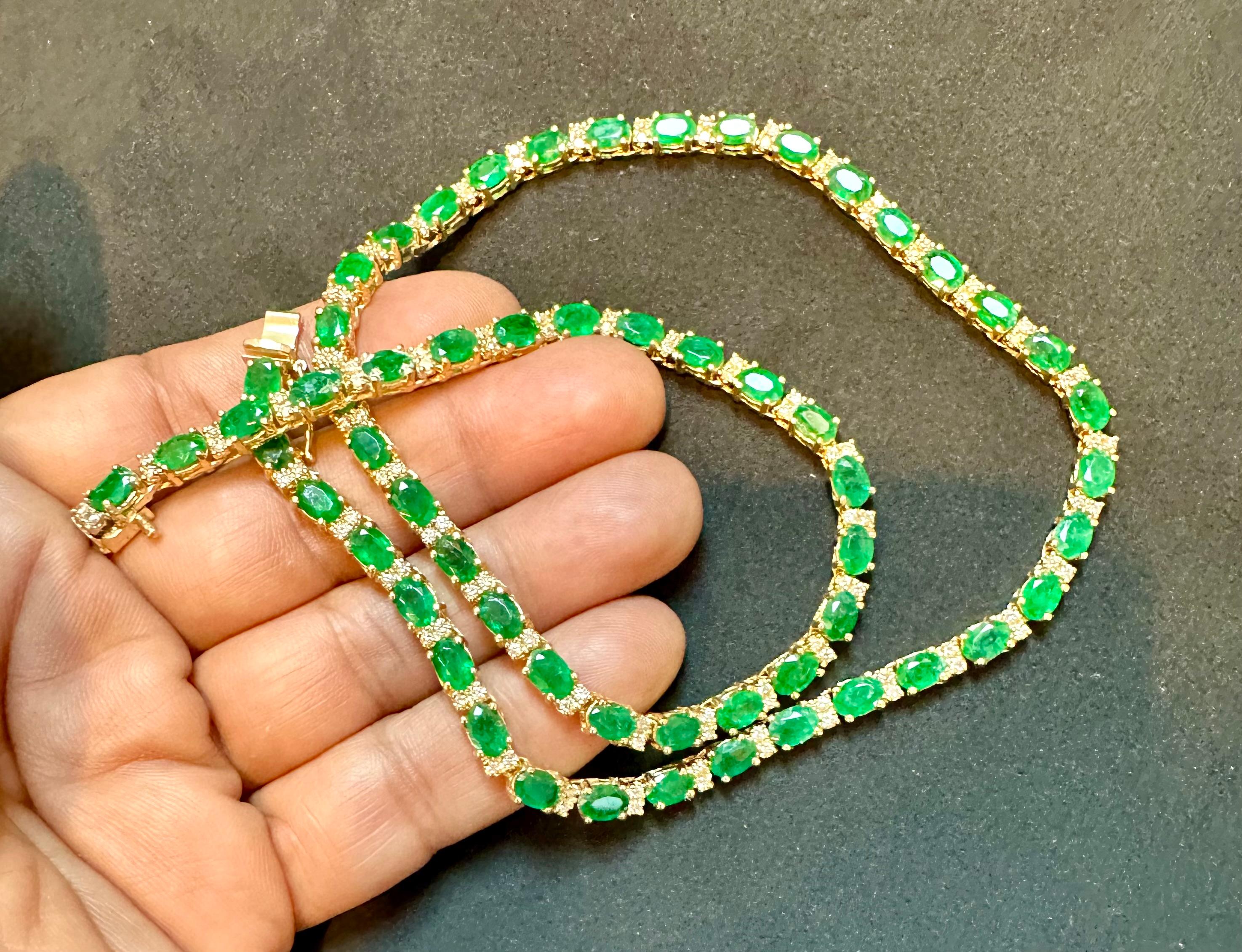 30 Carat Oval Brazilian Emerald & 3 Carat Diamond Tennis Necklace 14 Karat Gold In Excellent Condition In New York, NY