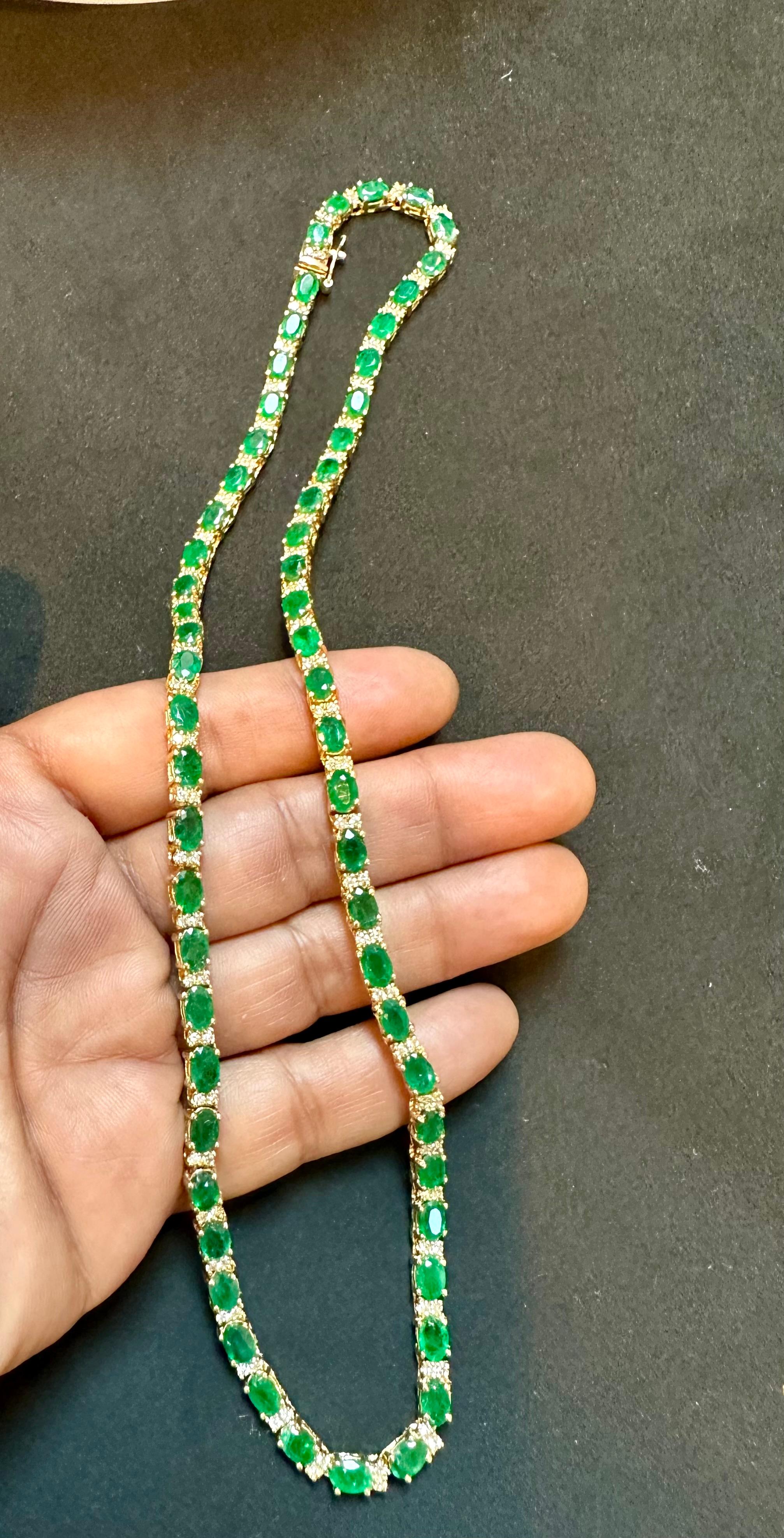 30 Carat Oval Brazilian Emerald & 3 Carat Diamond Tennis Necklace 14 Karat Gold In Excellent Condition For Sale In New York, NY