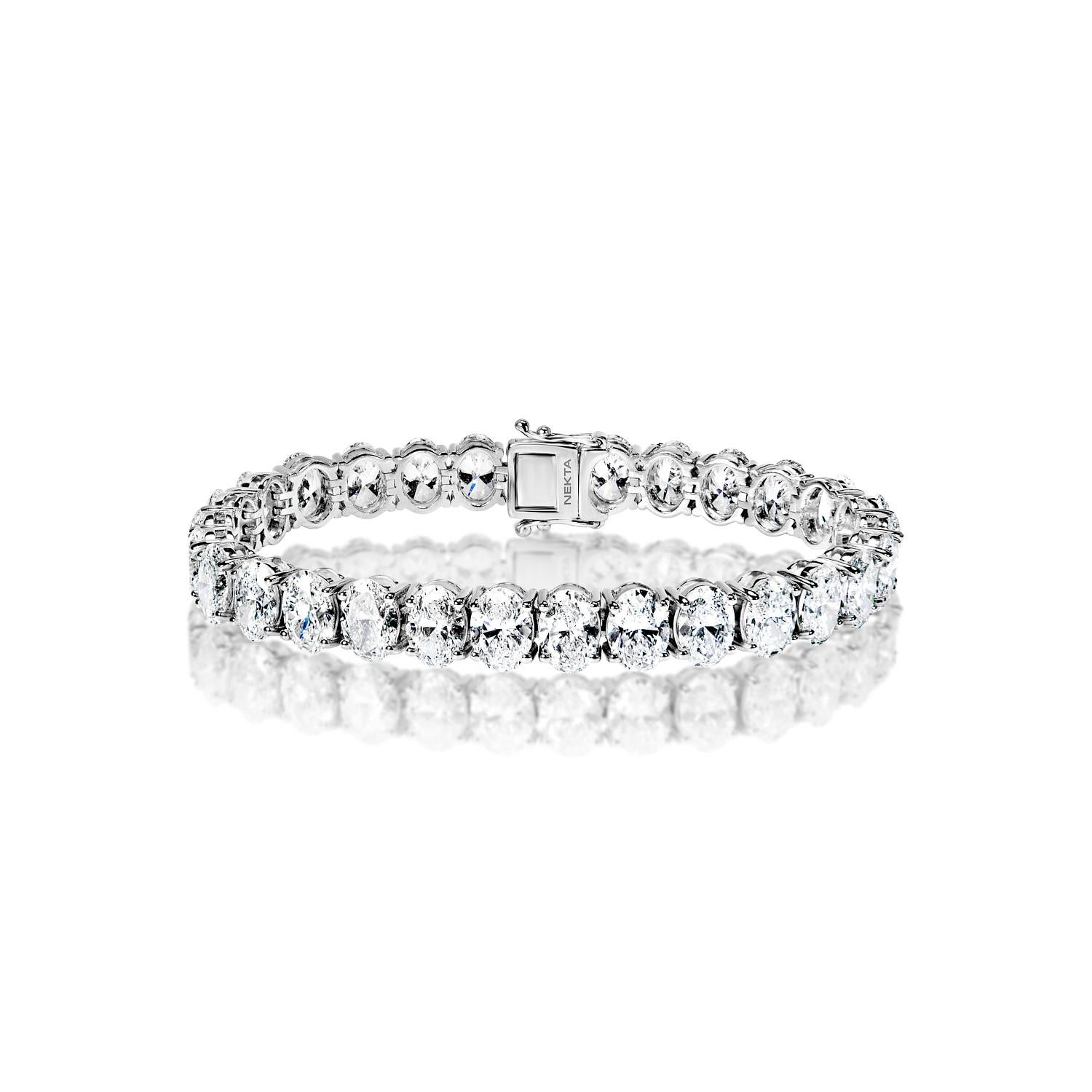The LANORA 30.45 Carat Single Row Diamond Tennis Bracelet features OVAL CUT DIAMONDS brilliants weighing a total of approximately 30.45 carats, set in 14K White Gold.

Diamonds
Diamond Size: 30.45 Carats
Diamond Shape: Oval Cut

Setting
Metal: 14
