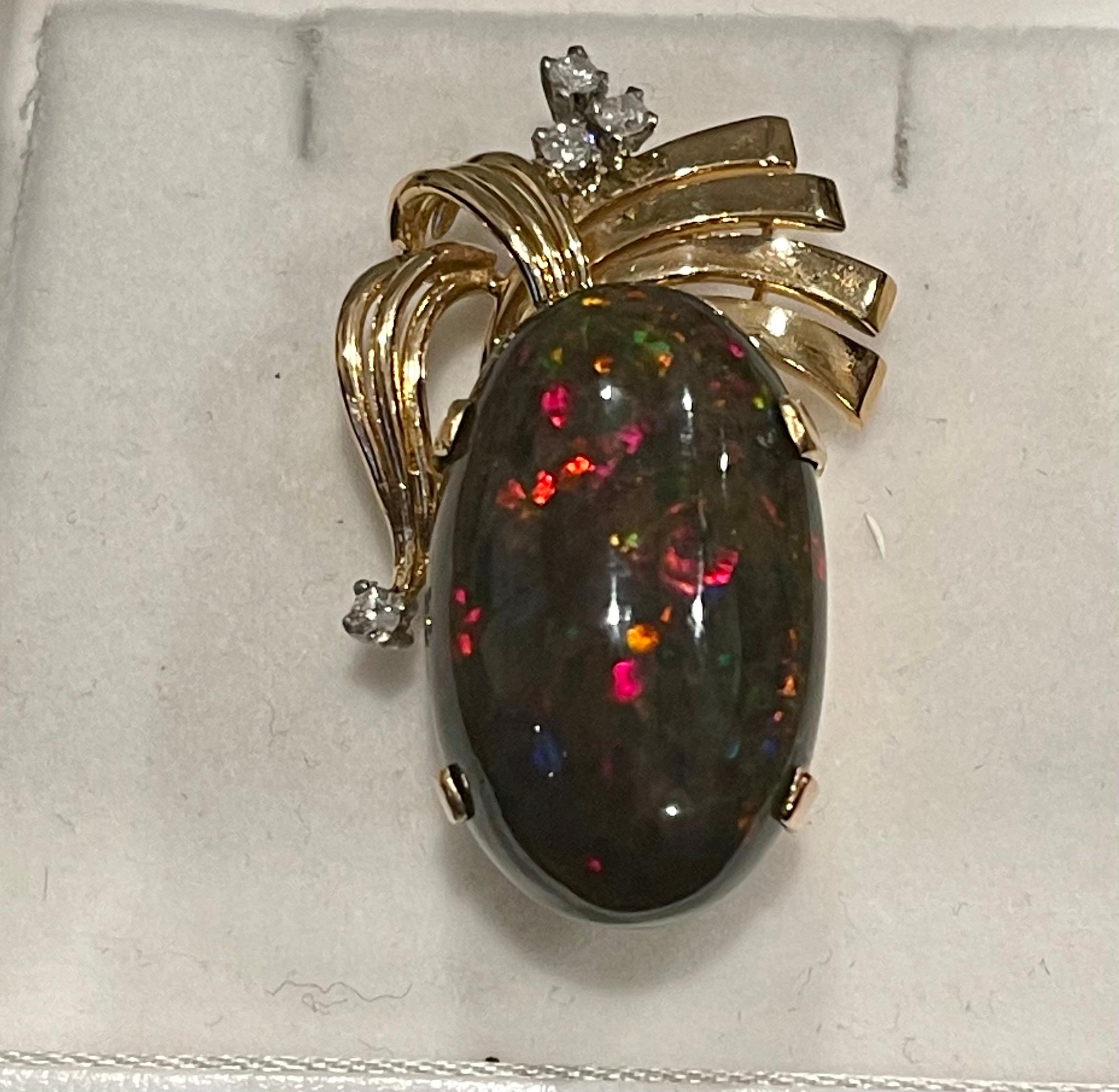 30 Carat Oval Ethiopian Black Opal Pendant/Necklace 18 Karat + 18 Kt Gold Chain For Sale 8