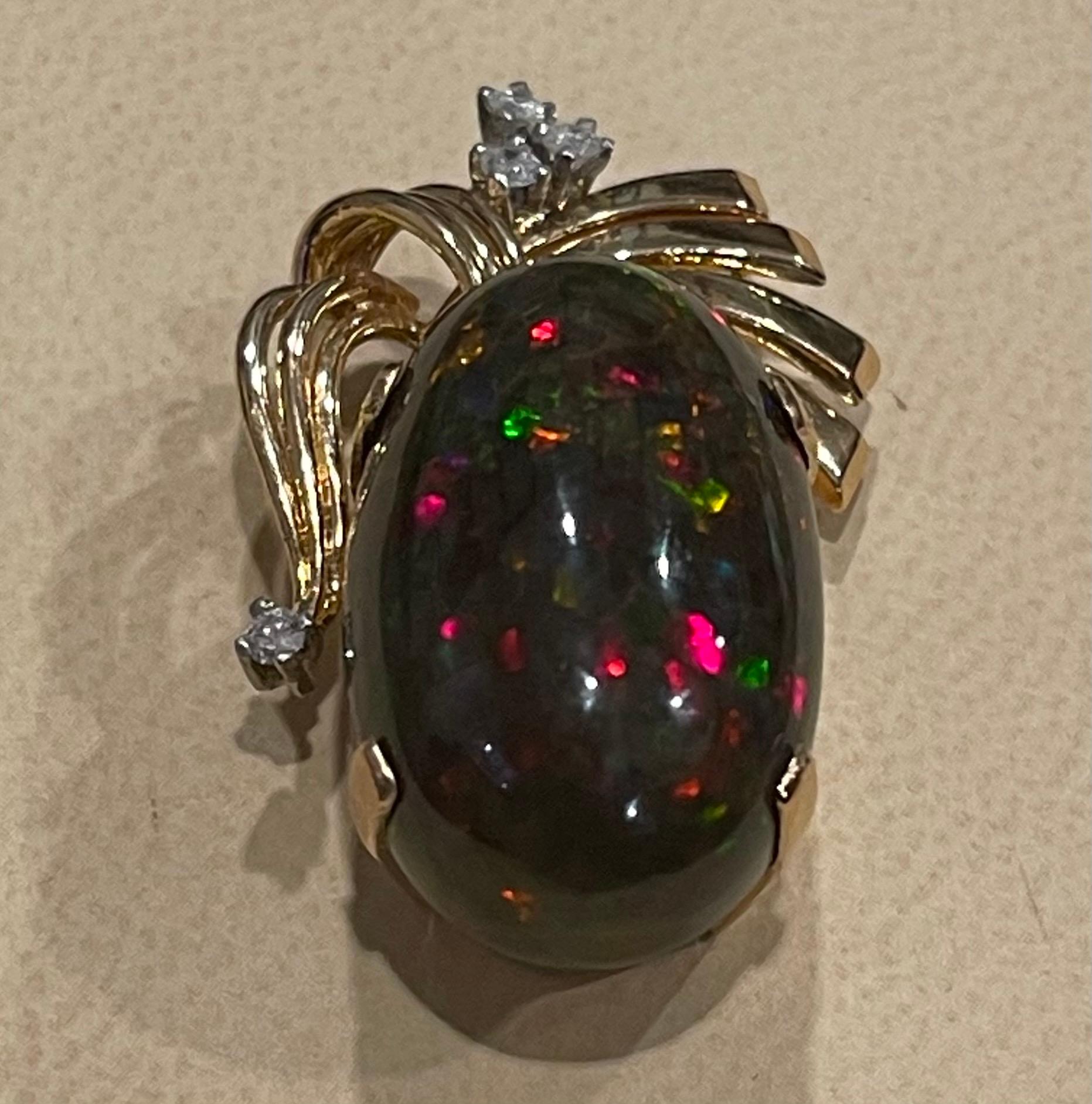 30 Carat Oval Ethiopian Black Opal Pendant/Necklace 18 Karat + 18 Kt Gold Chain For Sale 10