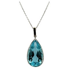30-karätiger Aquamarin-Diamant-Platin-Anhänger im Birnenschliff 14KWG Kette & Baile