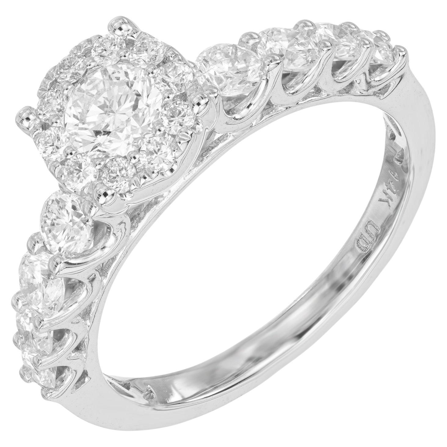 Verlobungsring aus Weißgold mit .30 Karat rundem Diamanten im Brillantschliff mit Halo im Angebot