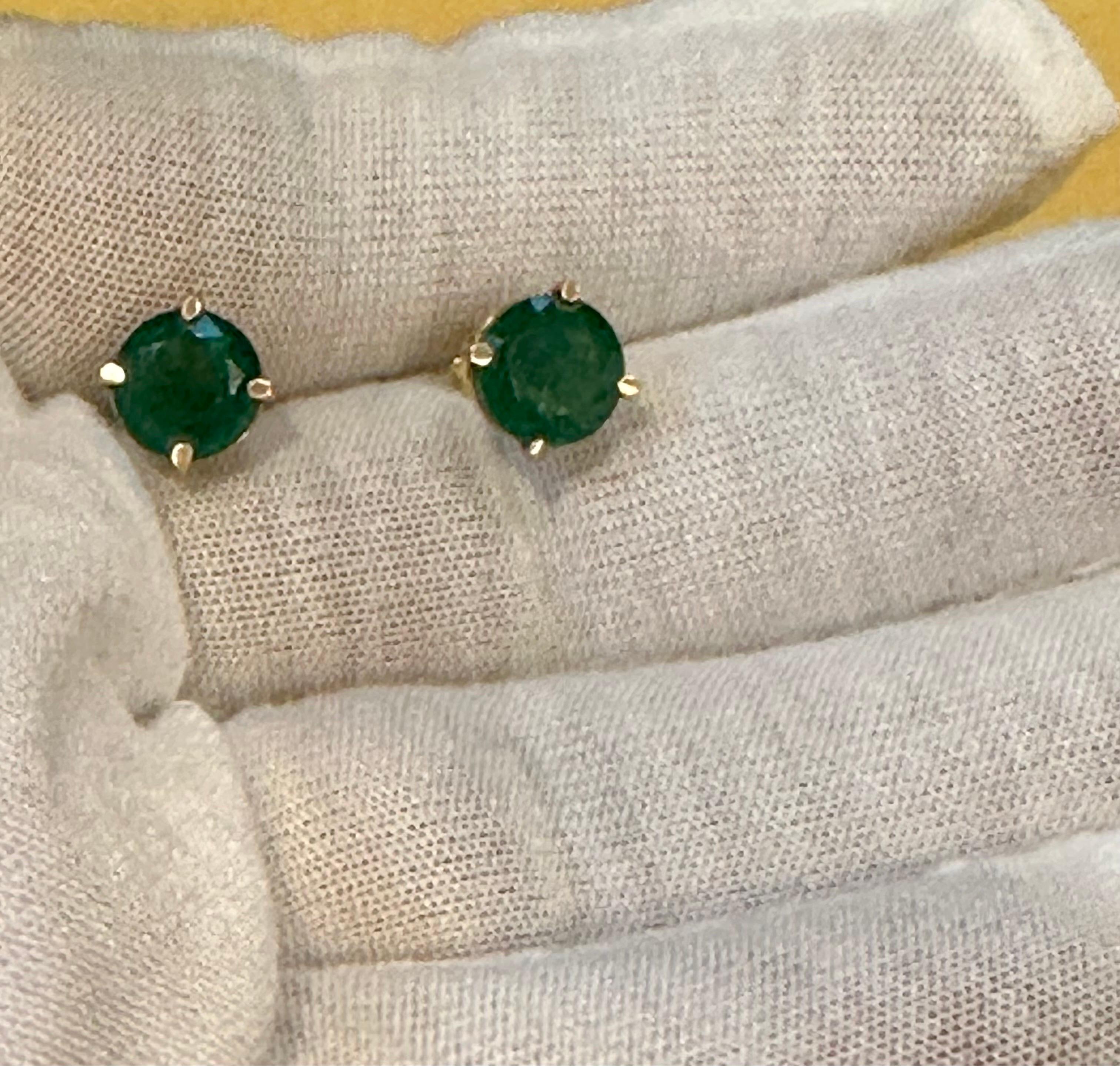 3.0 Carat Round Natural Emerald Stud Post Earrings 14 Karat Yellow Gold For Sale 13