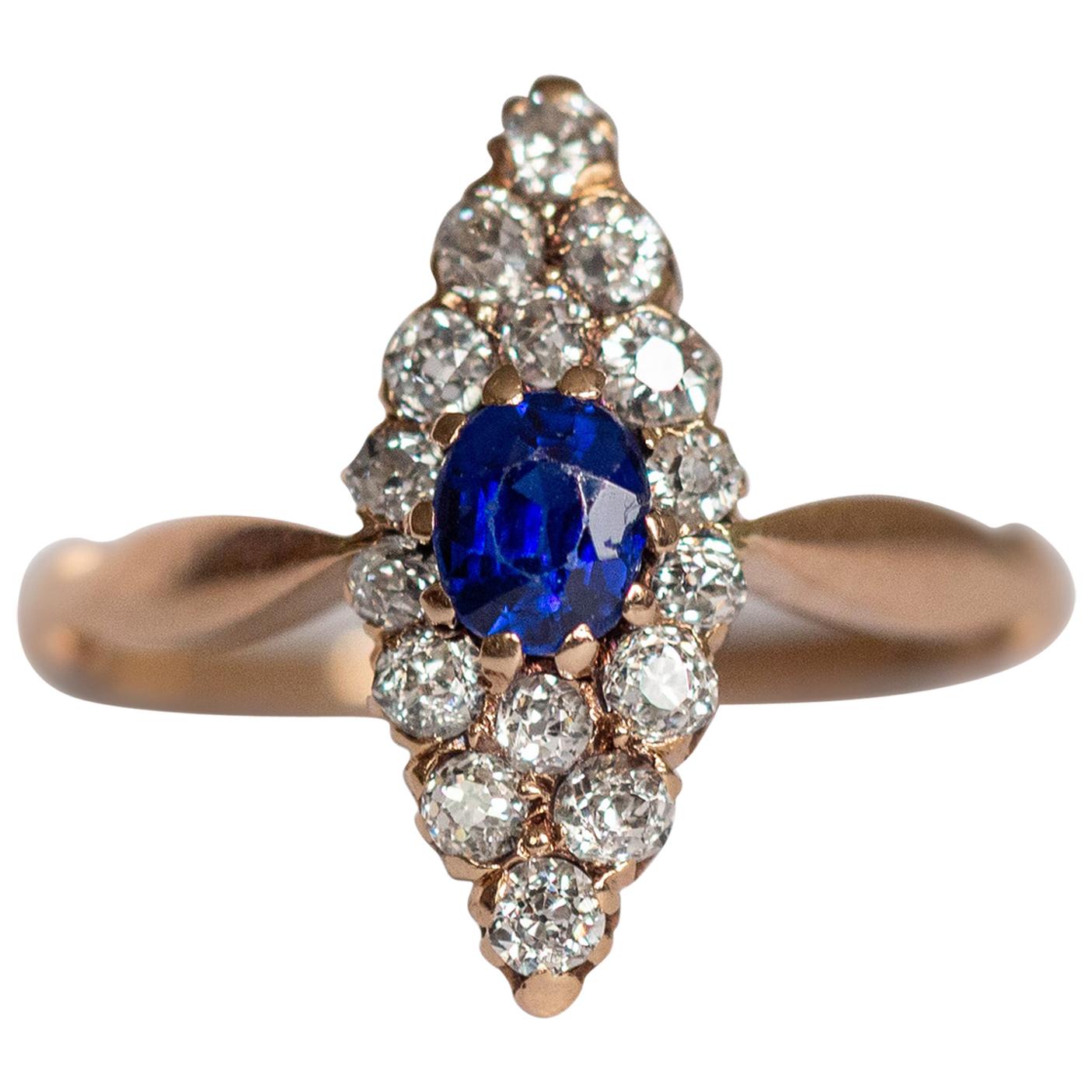 .30 Carat Sapphire Yellow Gold Ring For Sale