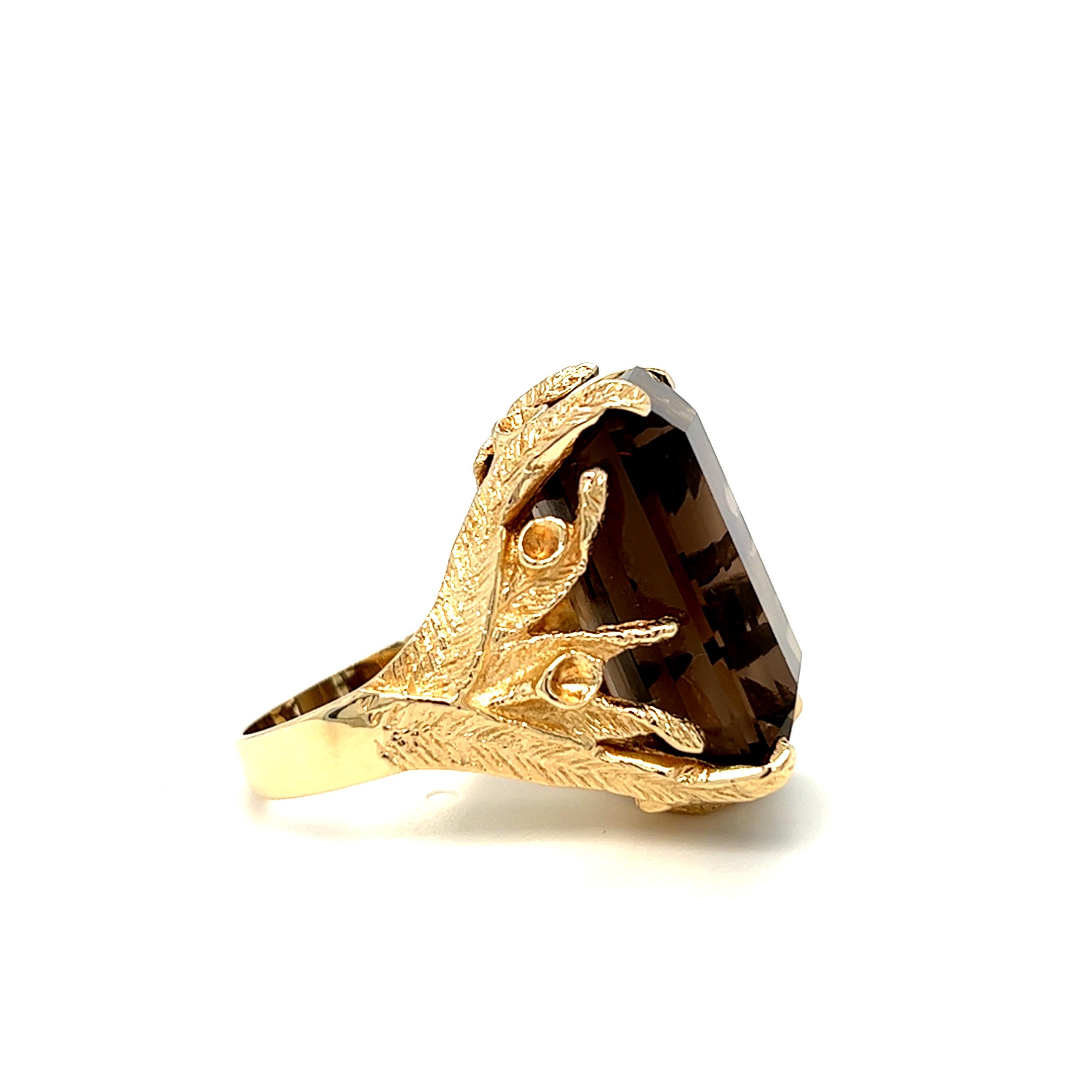 30 carat Smokey Quartz Foliate Motif Ring 14k Yellow Gold For Sale 1