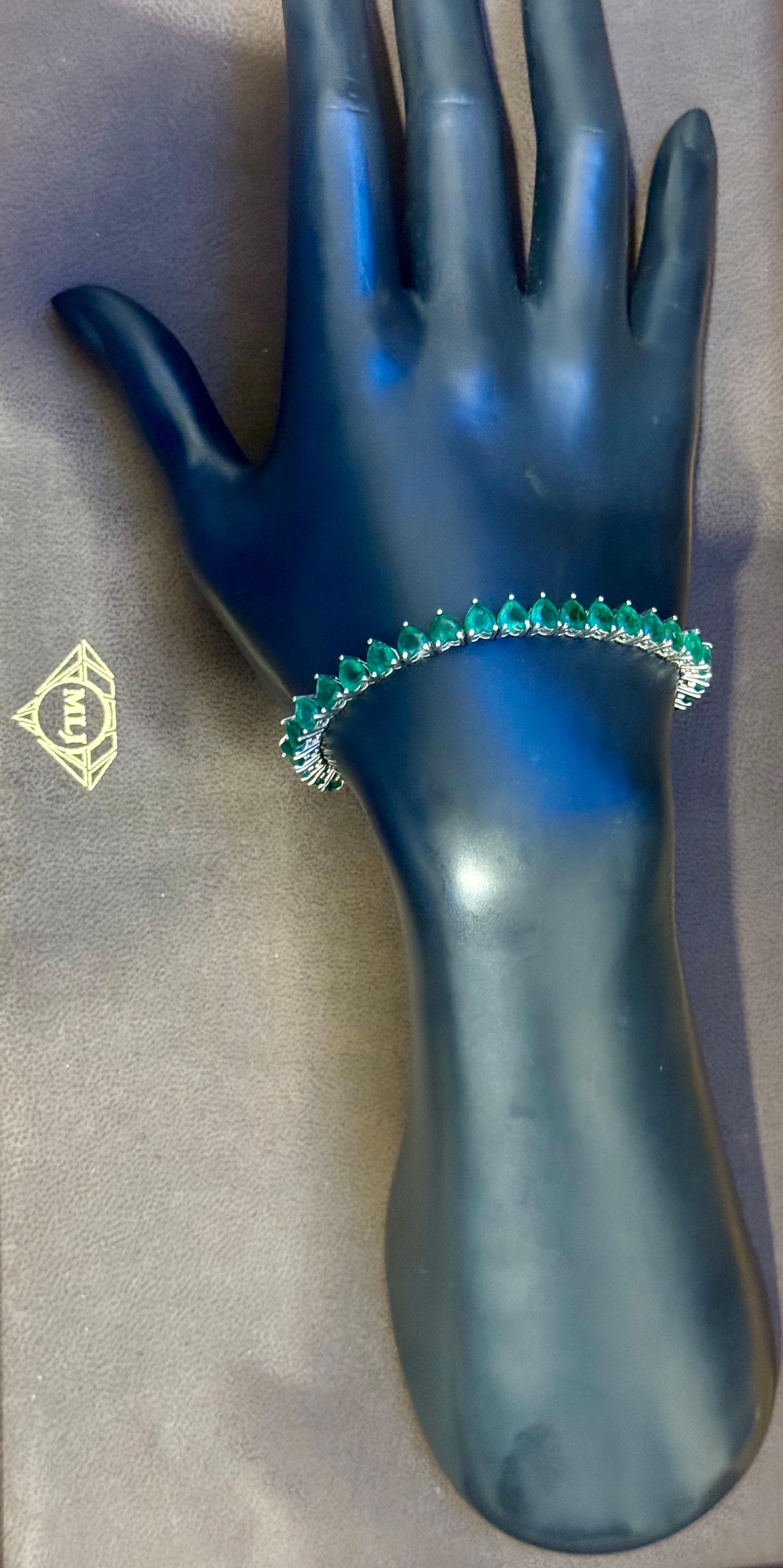 30 Ct Natural Heart Shape Emerald Cocktail Tennis Bracelet 14 Kt White Gold 7
