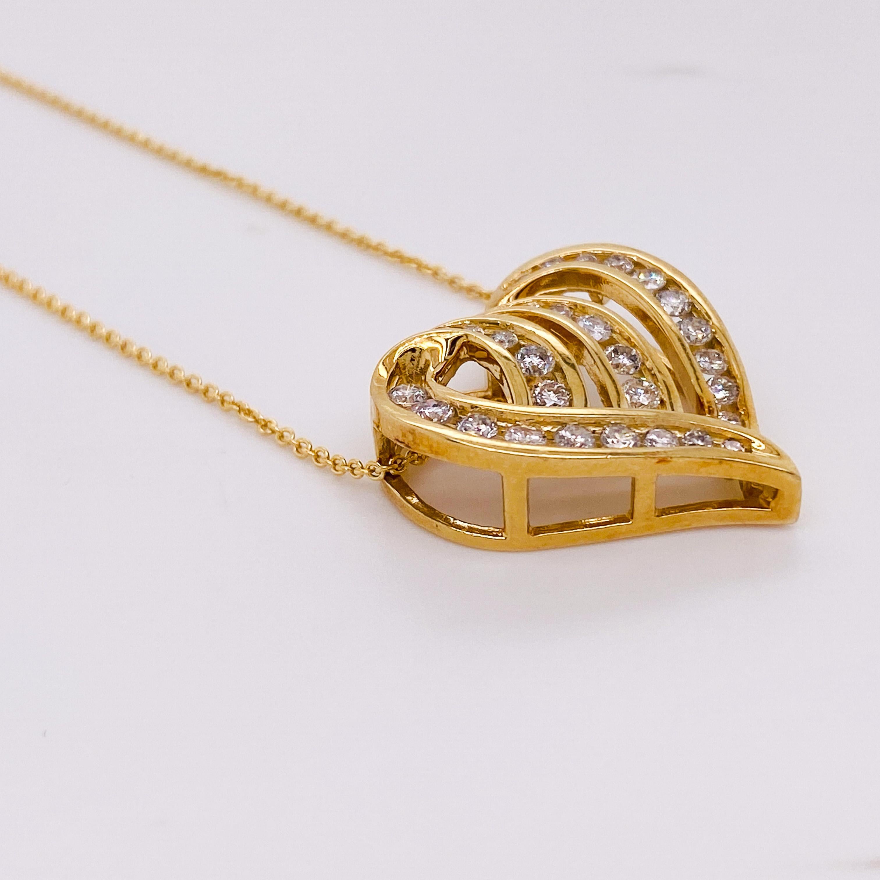 Rétro Pendentif en forme de cœur à vagues ouvertes de 1,50 carat, 0,75 pouce, chaîne de 18 pouces 14KYG en vente