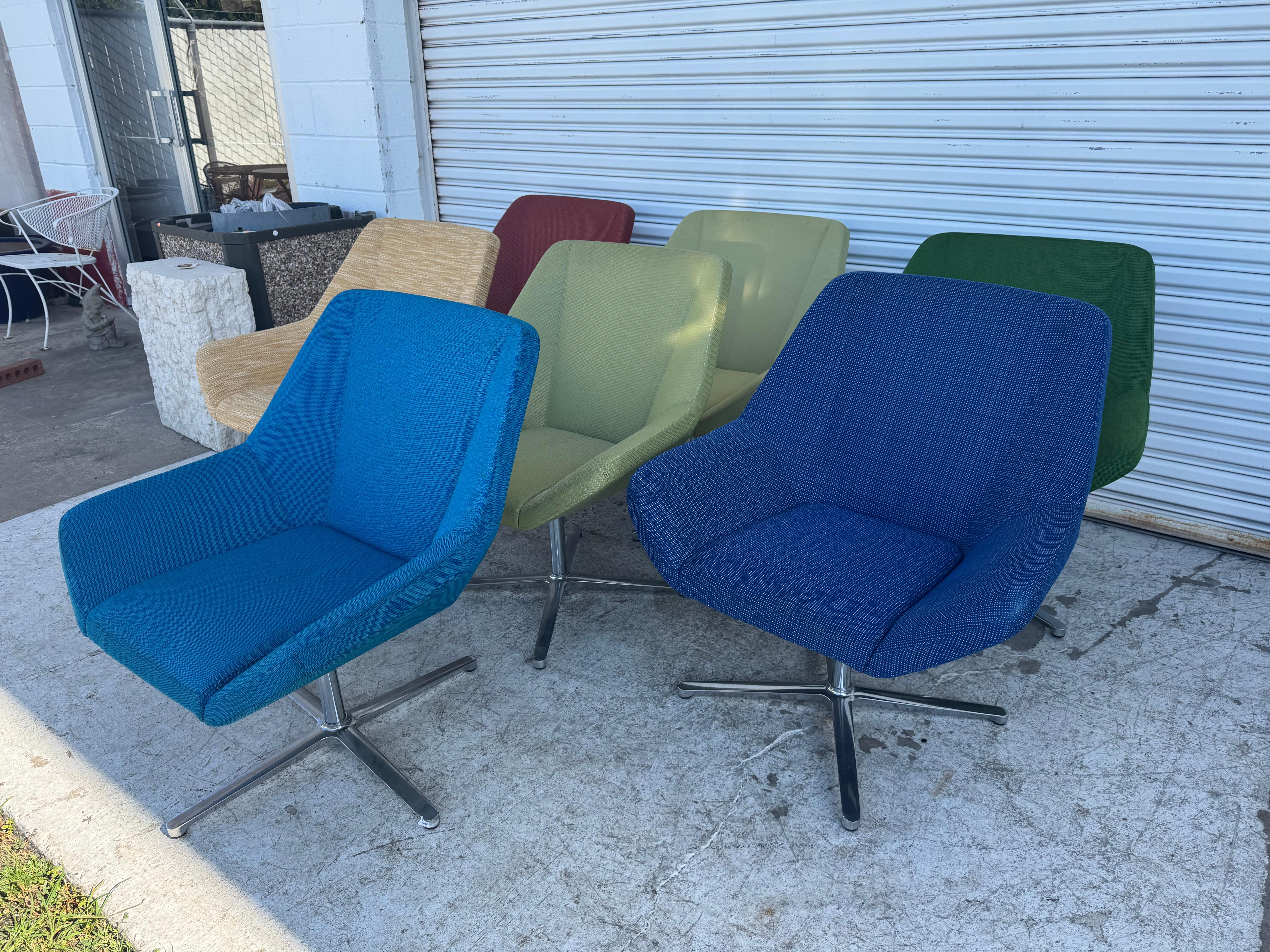 30 Keilhauer Swivel Lounge Chairs For Sale 2