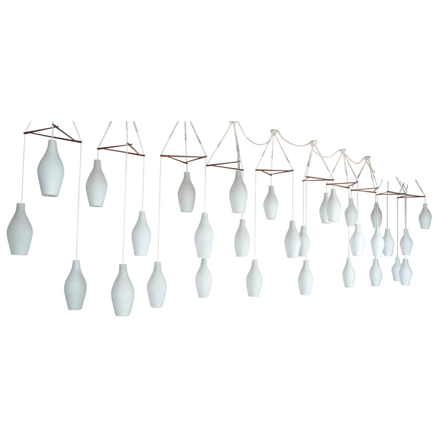 30 Large Glass Midcentury Set of Ten Scandinavian Teak Cascade Lights Hotel Bar en vente