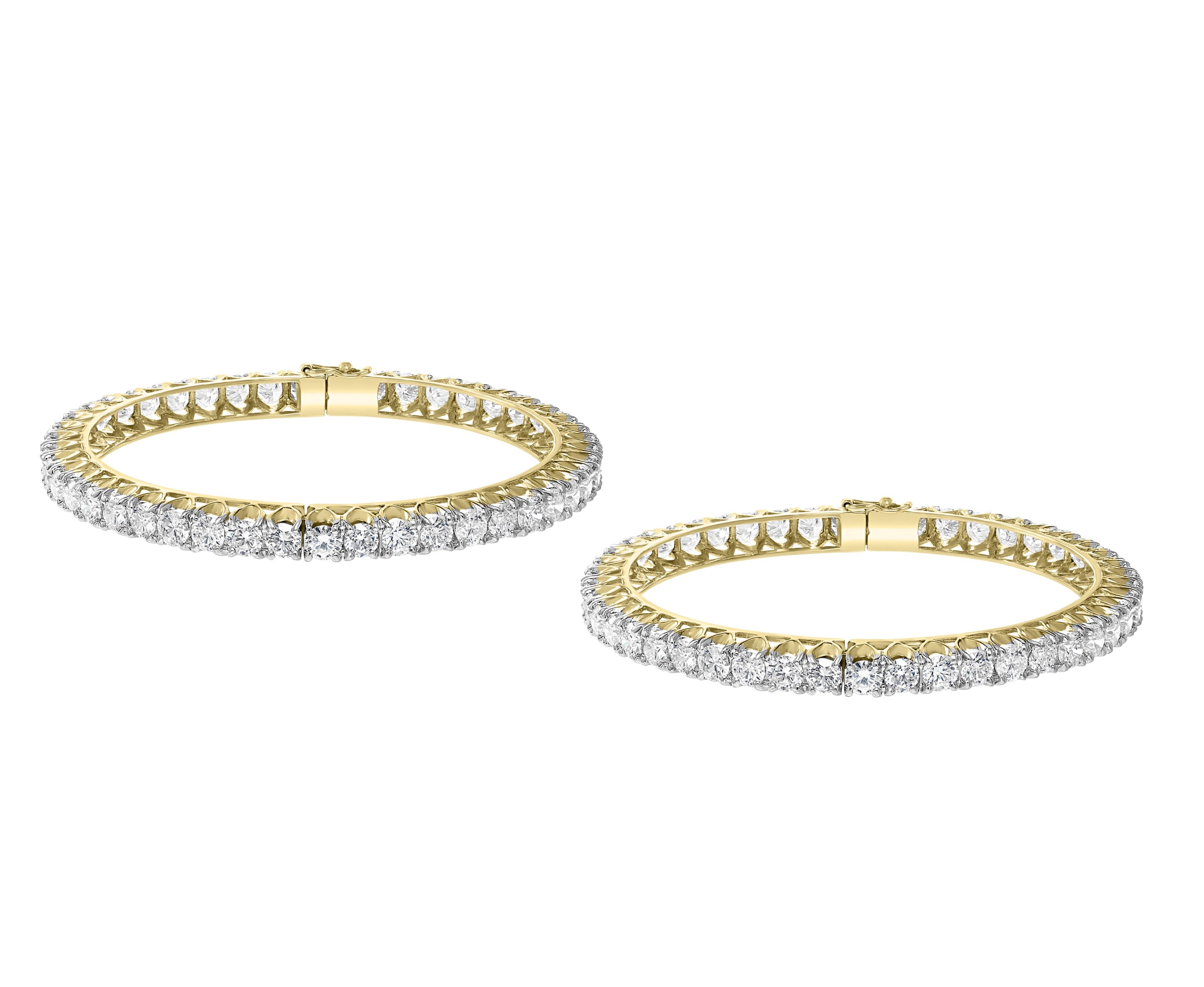 30 Pointer Each, 29 Ct Single Line Eternity 18 Kt Gold and Diamond Bangle, Pair For Sale 5