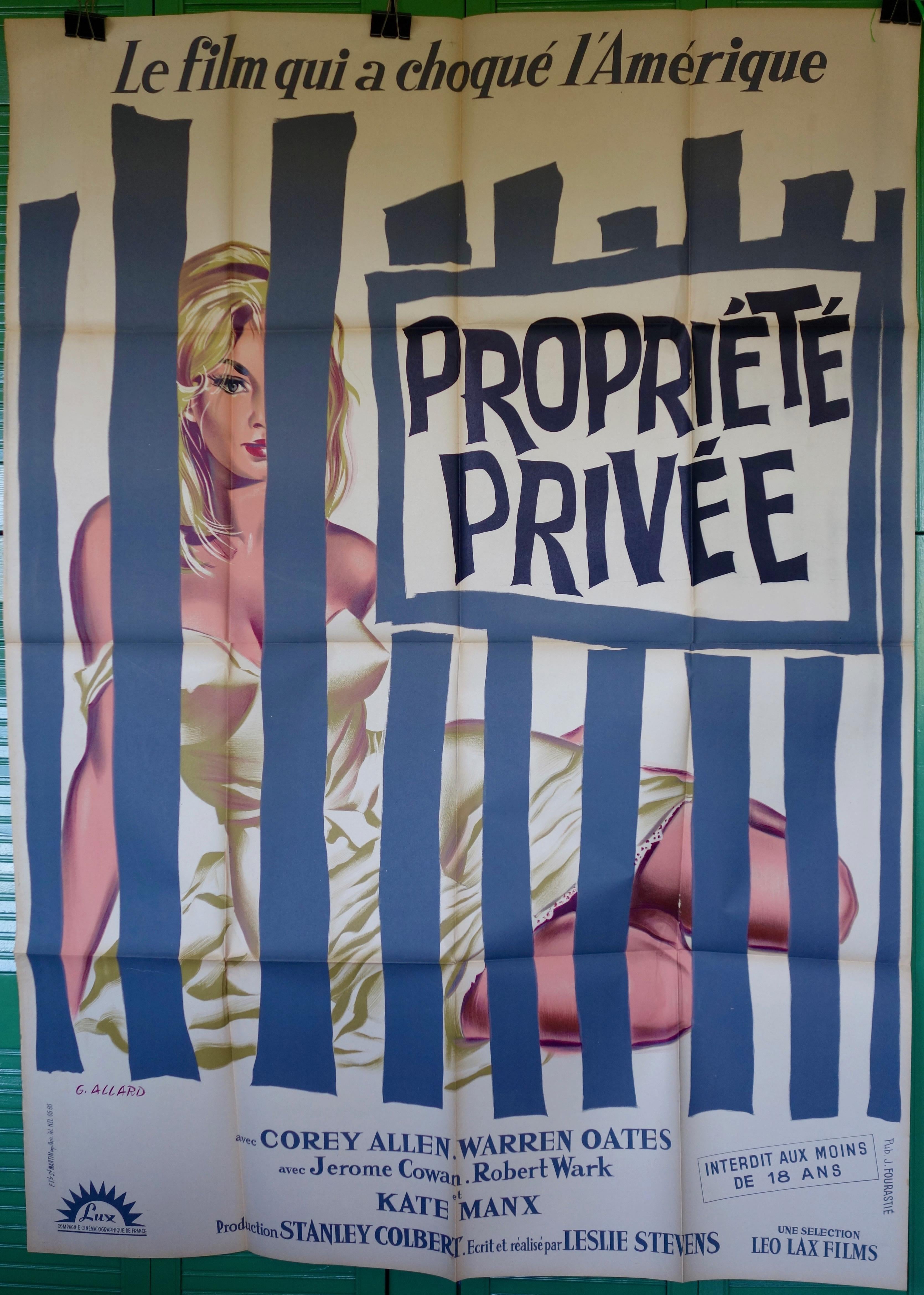 30 Year Collection of 4000 French Movie Posters, Ad Posters & Cinema Memorabilia For Sale 10