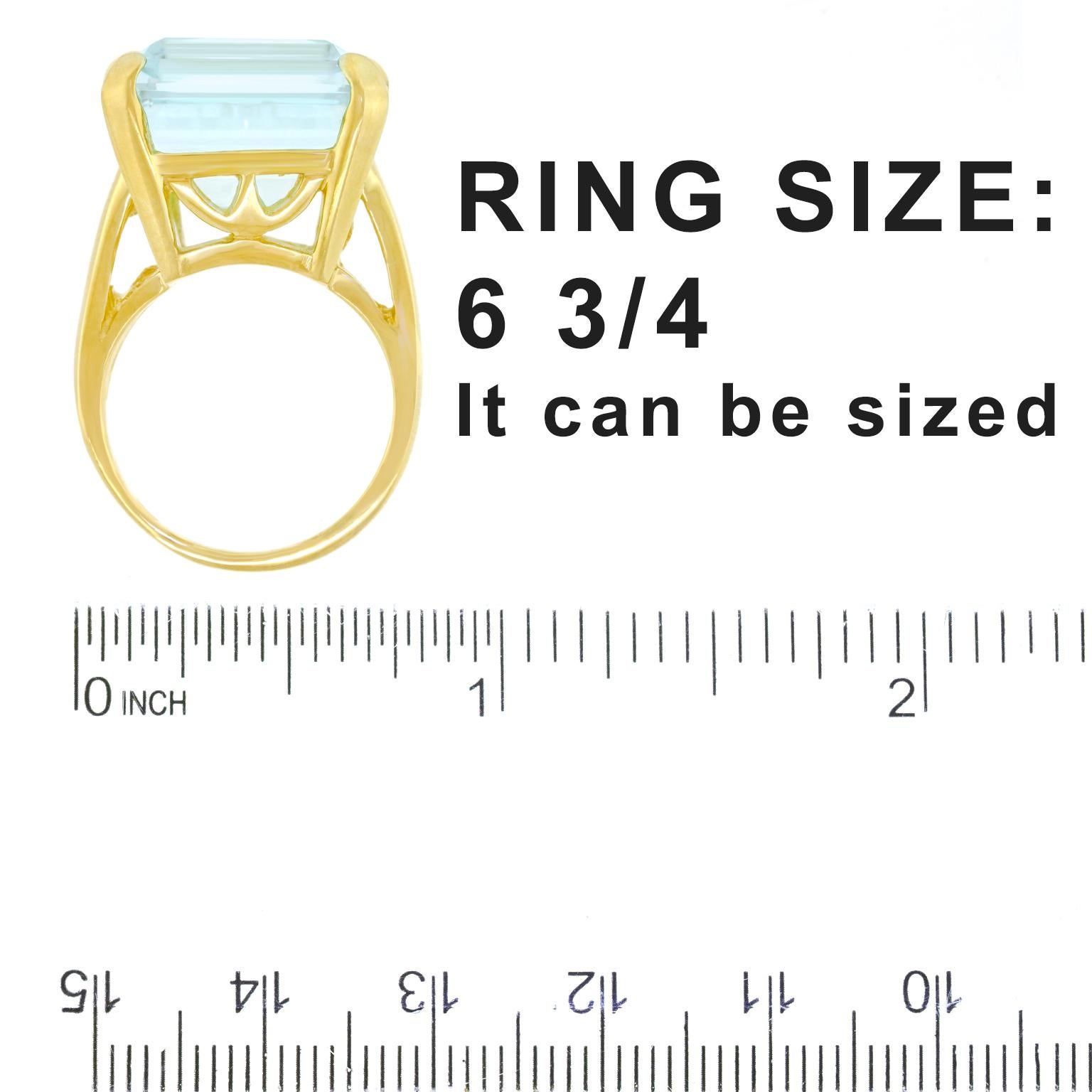 30.0-Carat Aquamarine Ring For Sale 1