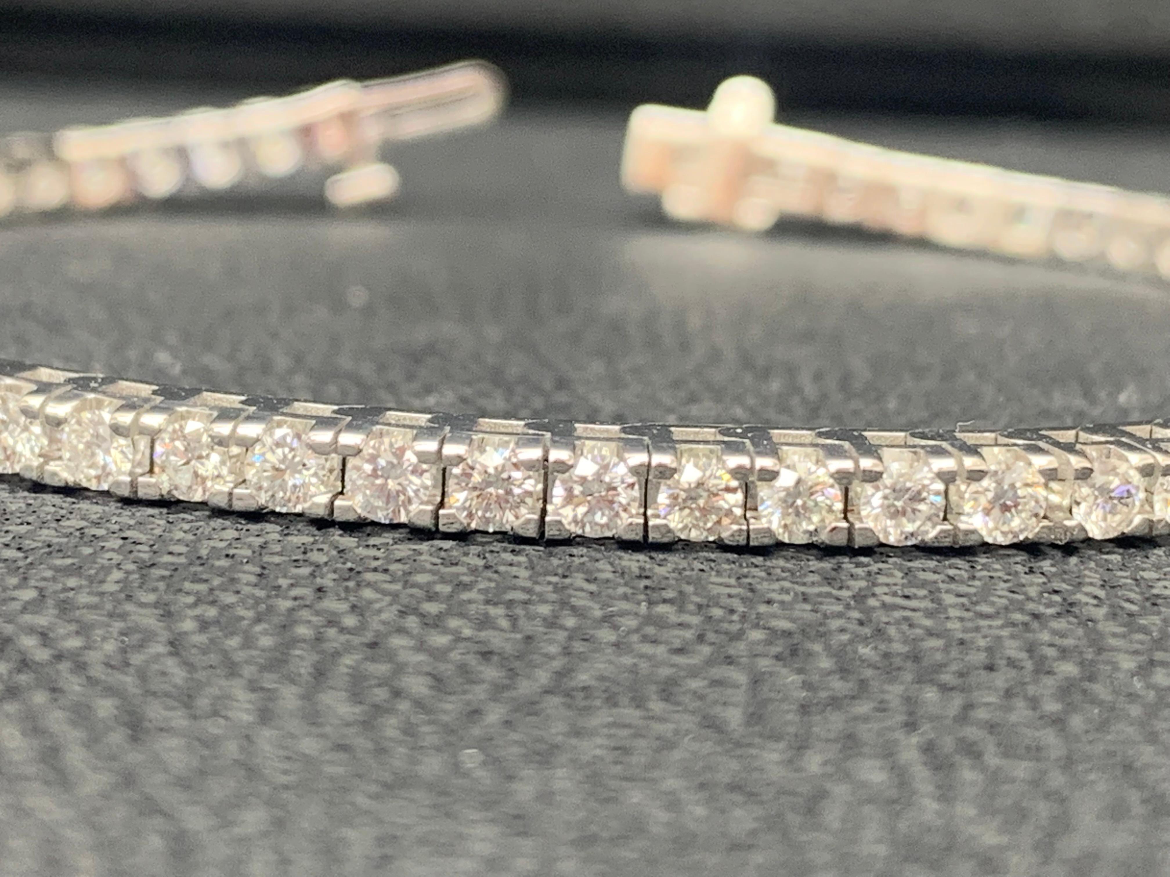 3.00 Carat Brilliant Cut Round Diamond Tennis Bracelet in 14K White Gold For Sale 6