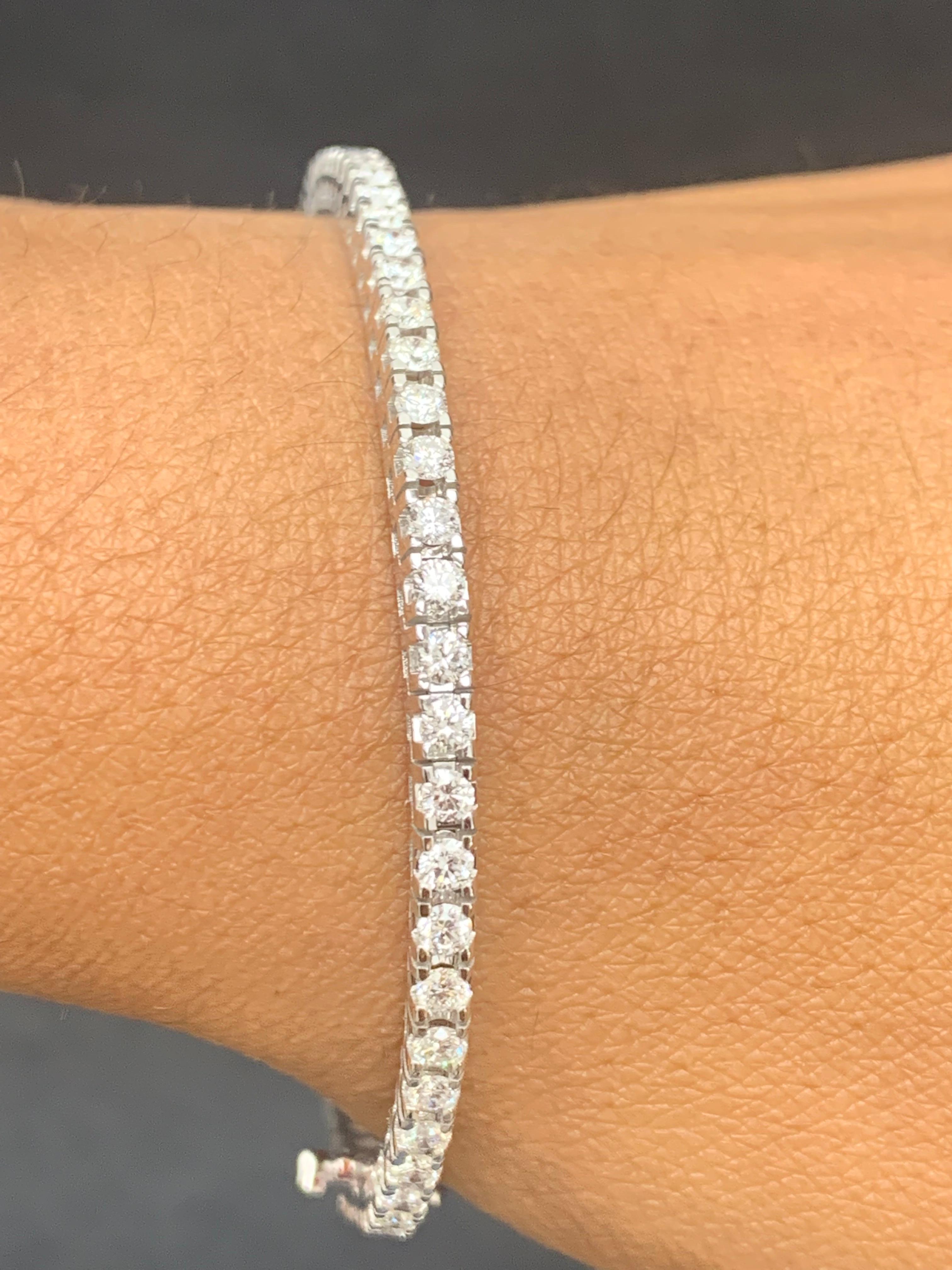 Bracelet tennis en or blanc 14 carats avec diamants ronds taille brillant de 3,00 carats Pour femmes en vente
