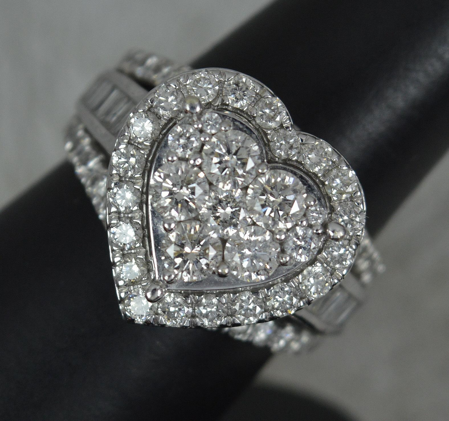 3.00 Carat Diamond and 9ct White Gold Heart Cluster Ring For Sale 6