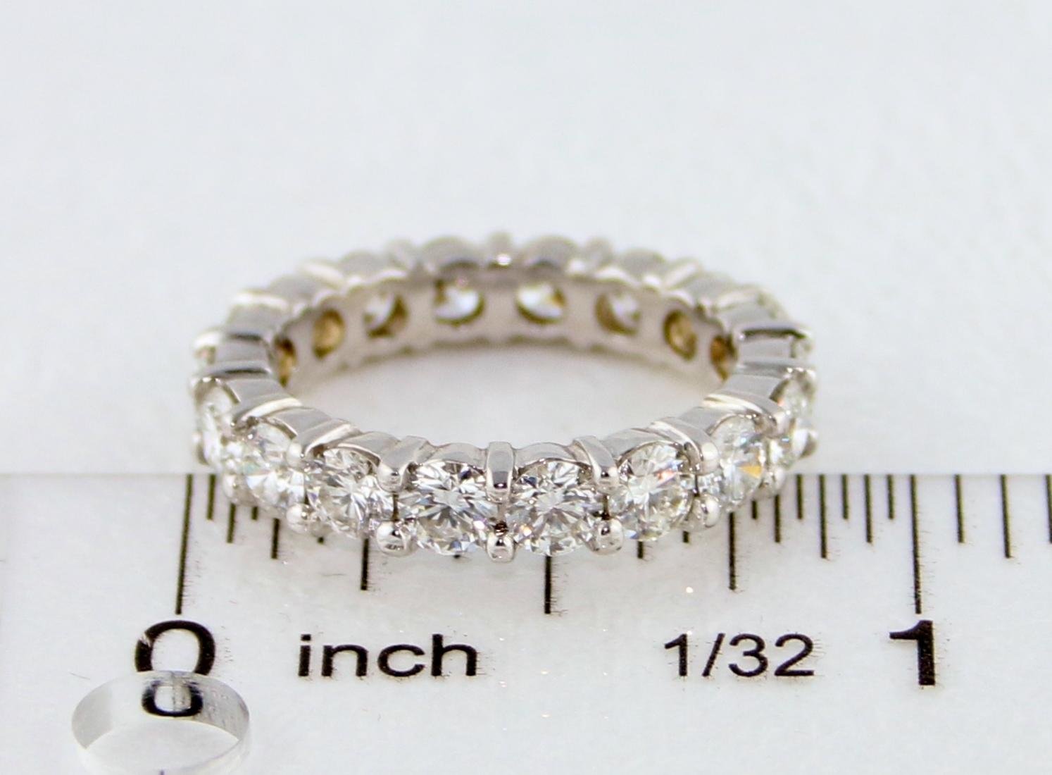 3.00 Carat Diamond Eternity Gold Ring For Sale 3