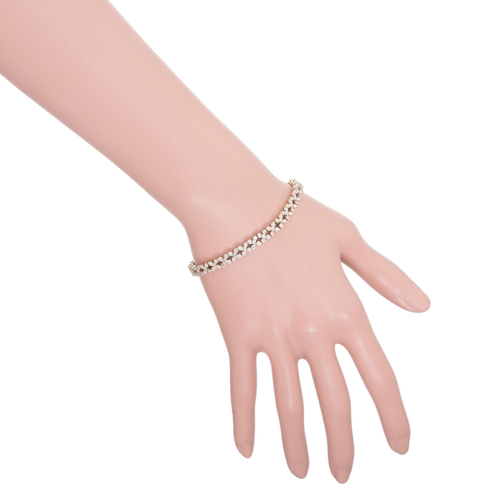 3.00 Carat Diamond Gold Hinged Link Bracelet For Sale 1