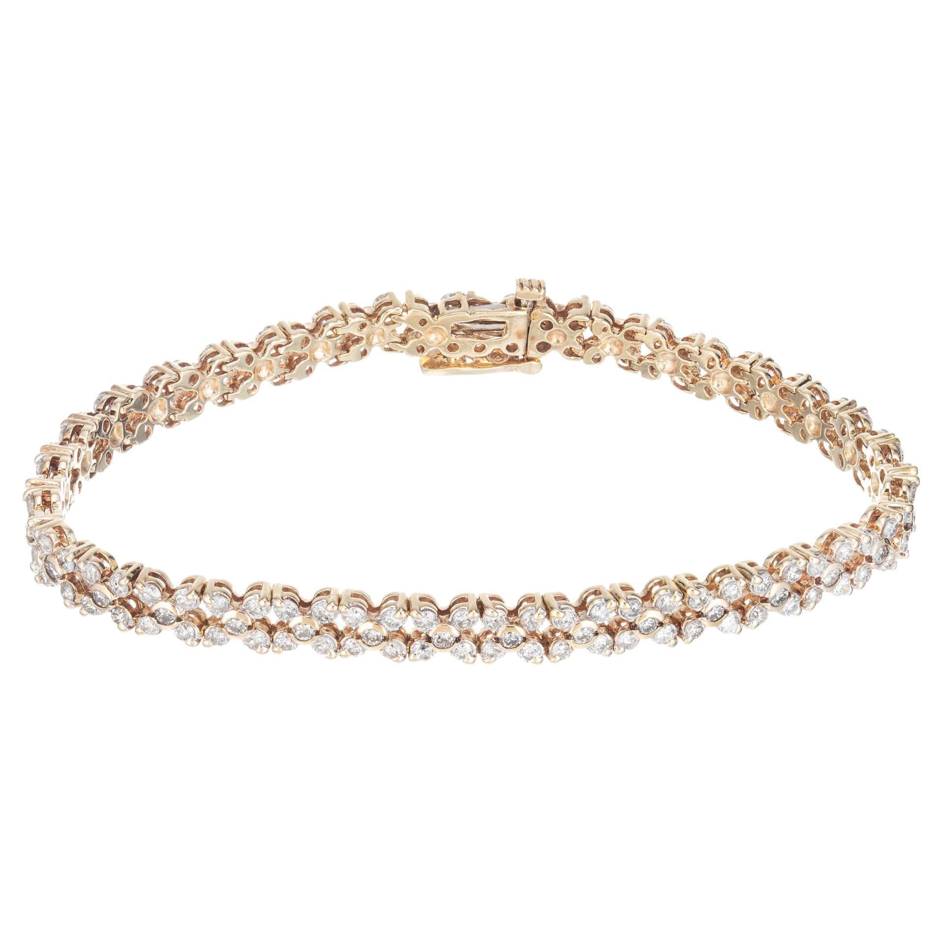 Bracelet à maillons articulés en or avec diamants de 3,00 carats en vente