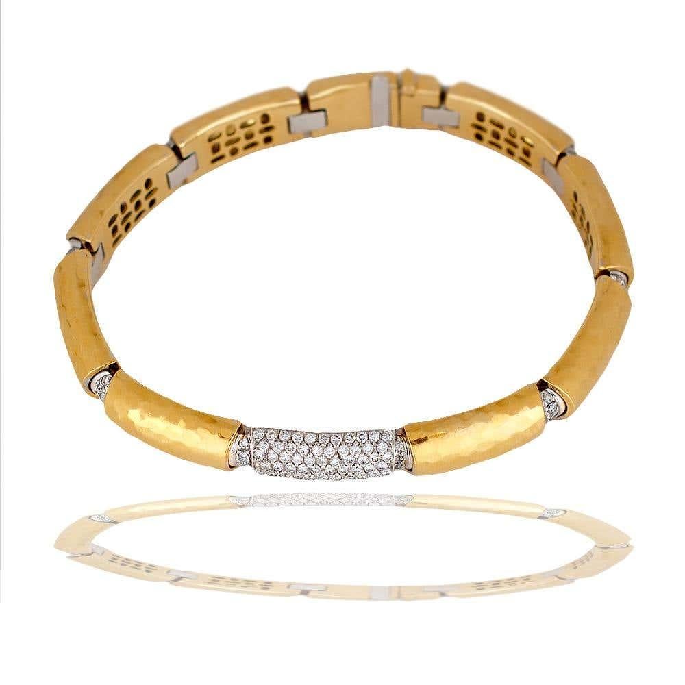 Contemporary 3.00 Carat Diamond Pave Bracelet VS Yellow Gold 18 Karat For Sale