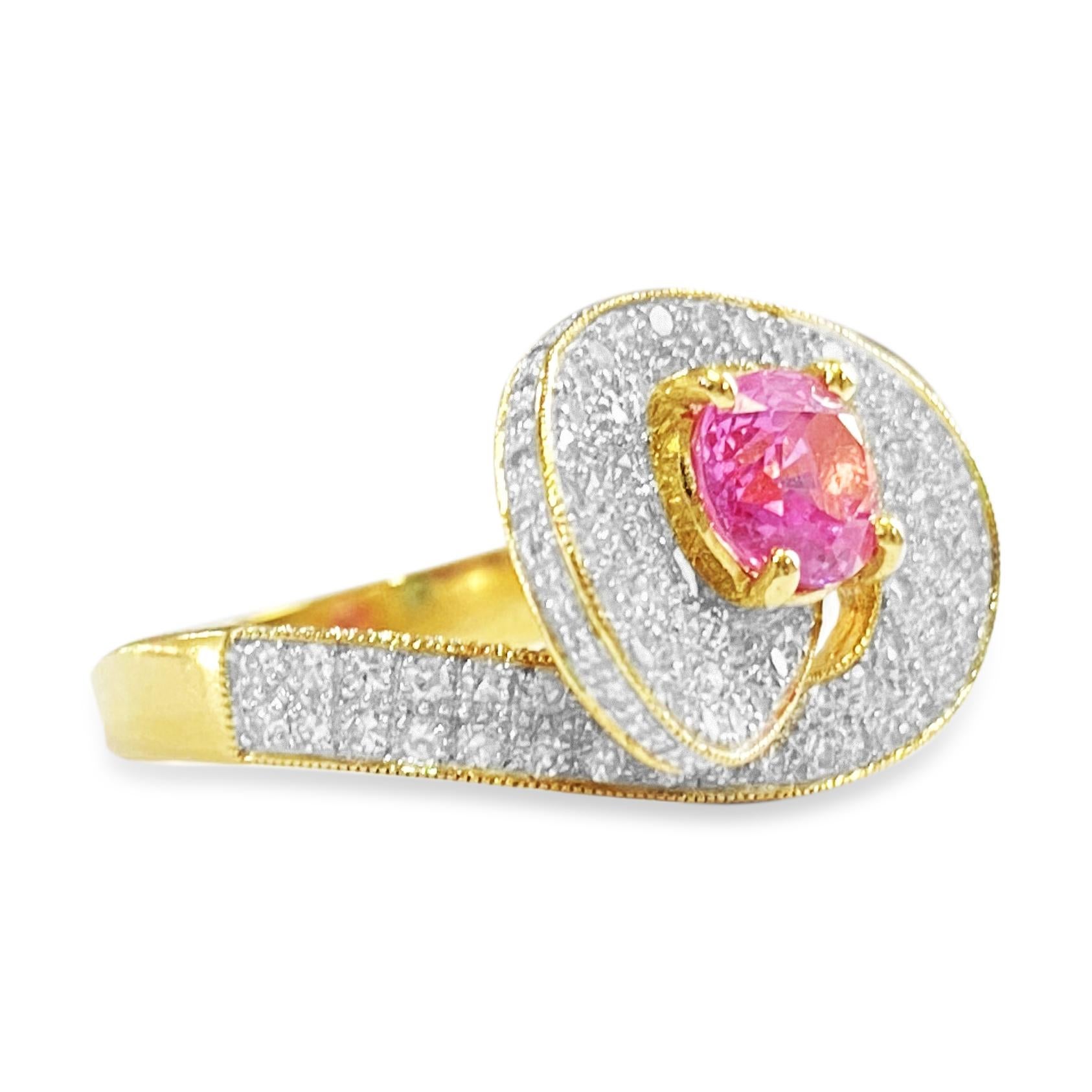 3.00 Carat Diamond Pink Sapphire Fancy Womens Ring 18 Karat Yellow Gold For Sale 1