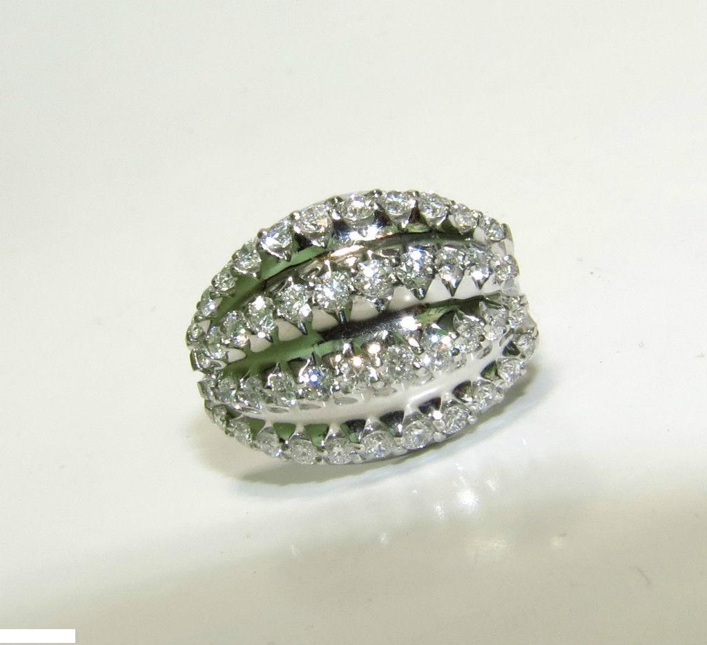 3.00 Carat Diamonds Deco Huggie Earrings G/VS 14 Karat For Sale 6