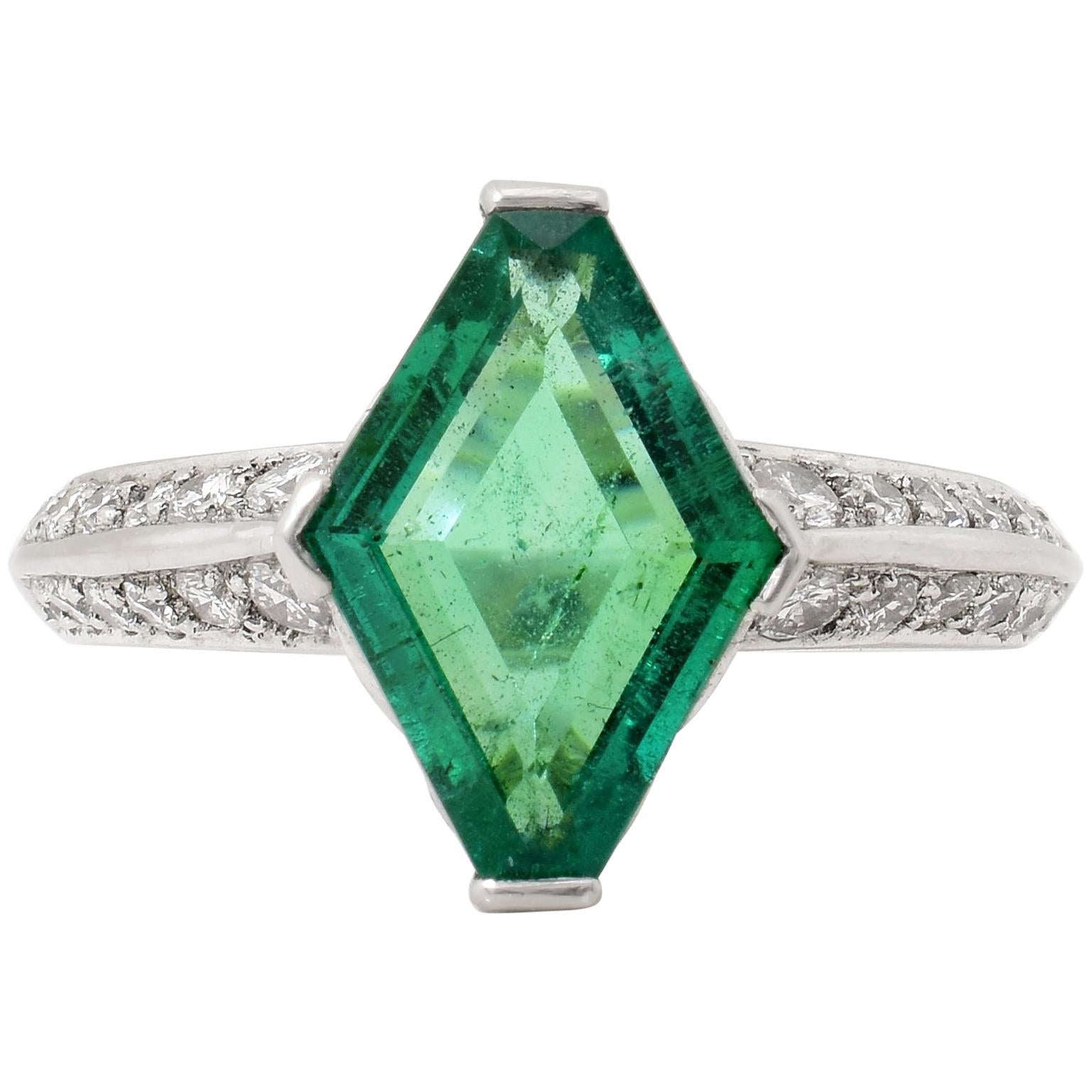 3.00 Carat Emerald Diamond Platinum Ring For Sale