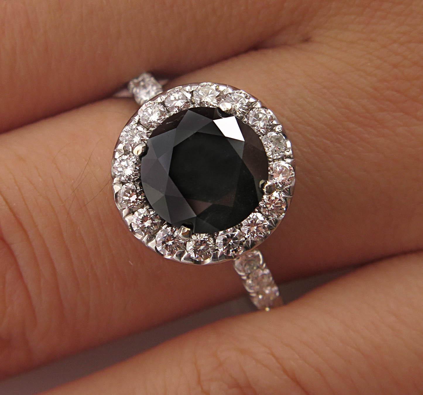 Bague de fiançailles de mariage en or blanc avec diamant rond de 3,00 carats de couleur noire EGL, États-Unis en vente 8