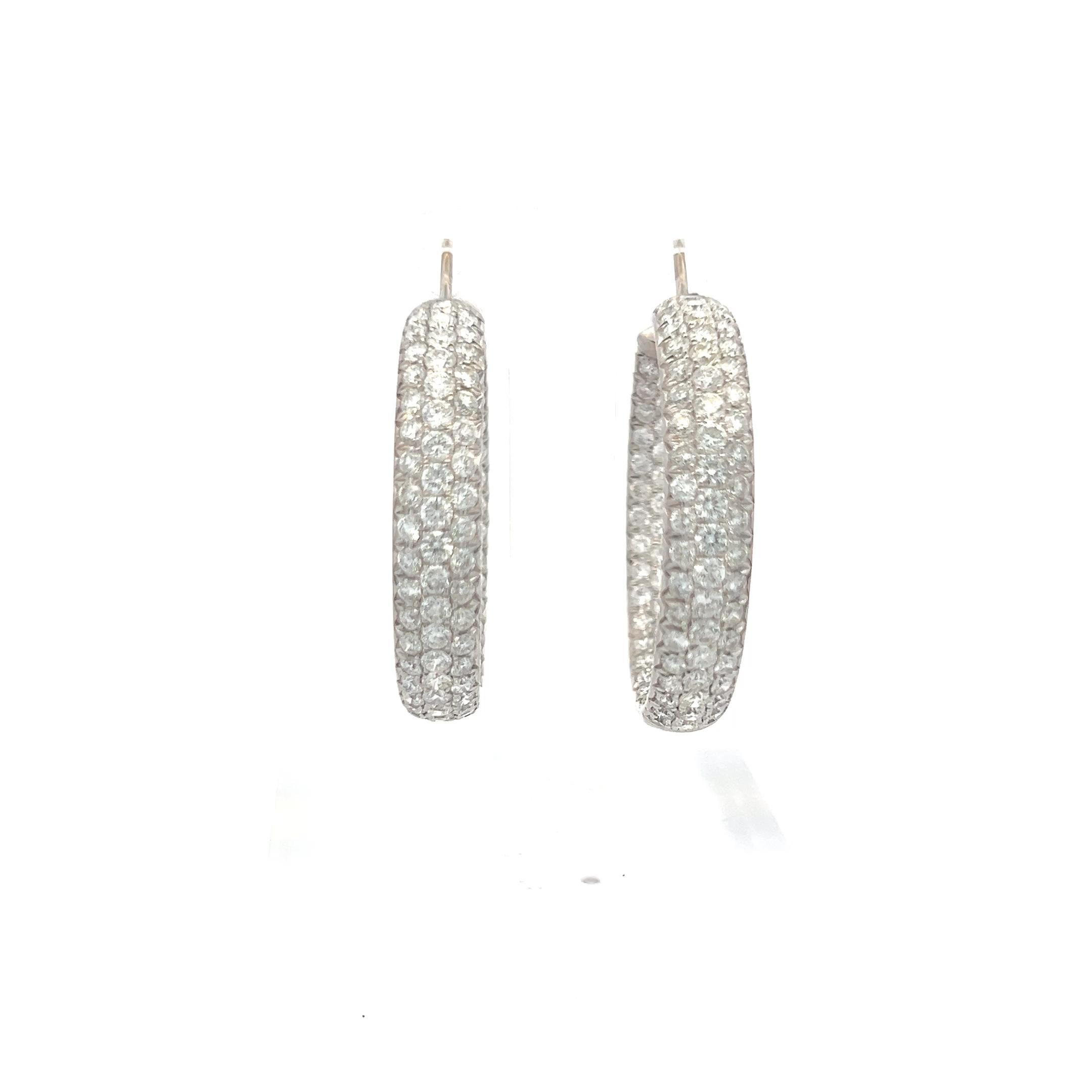 Donna Orecchini a cerchio in oro bianco 18 carati con diamante 3,00 G VS2 in vendita