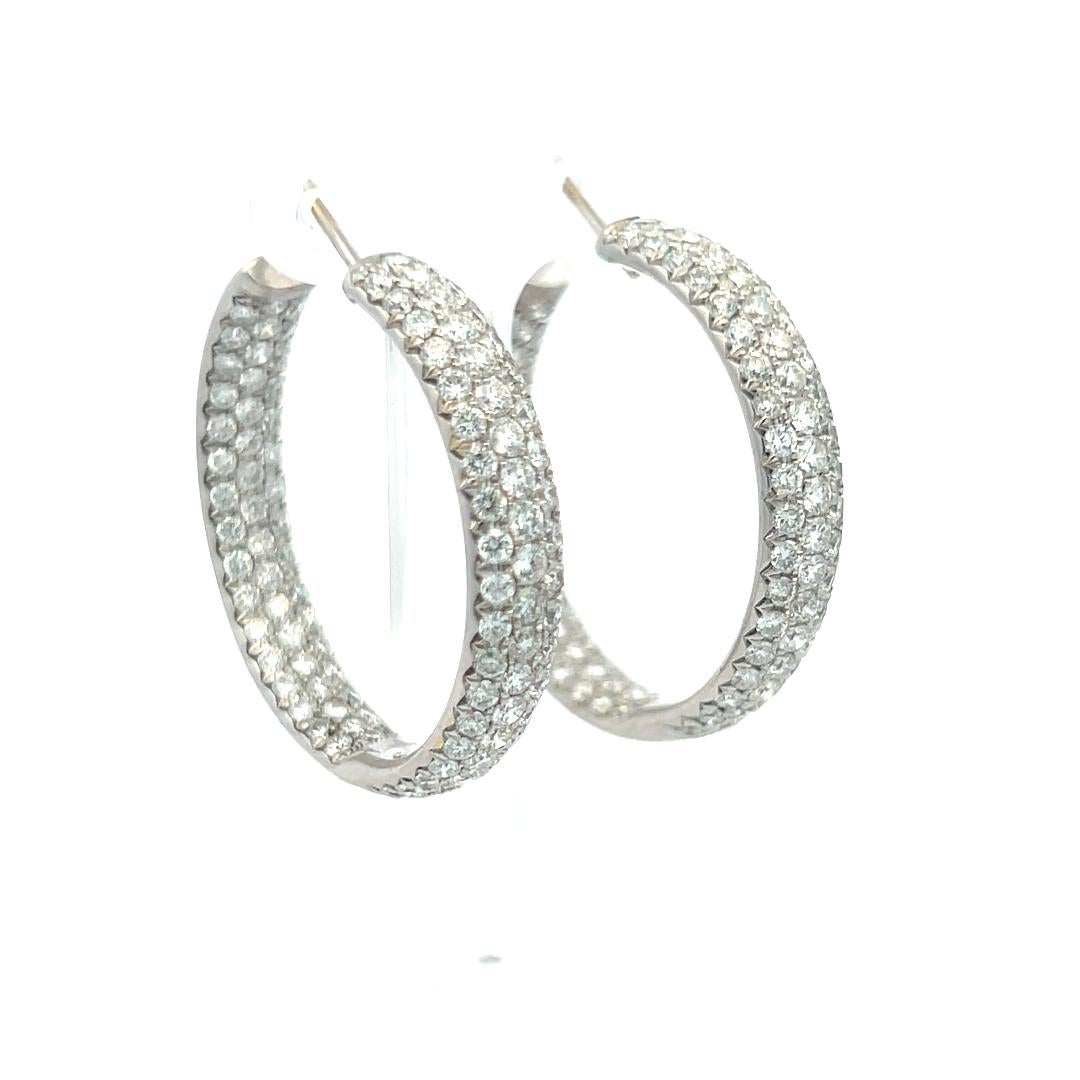 Orecchini a cerchio in oro bianco 18 carati con diamante 3,00 G VS2 in vendita 2