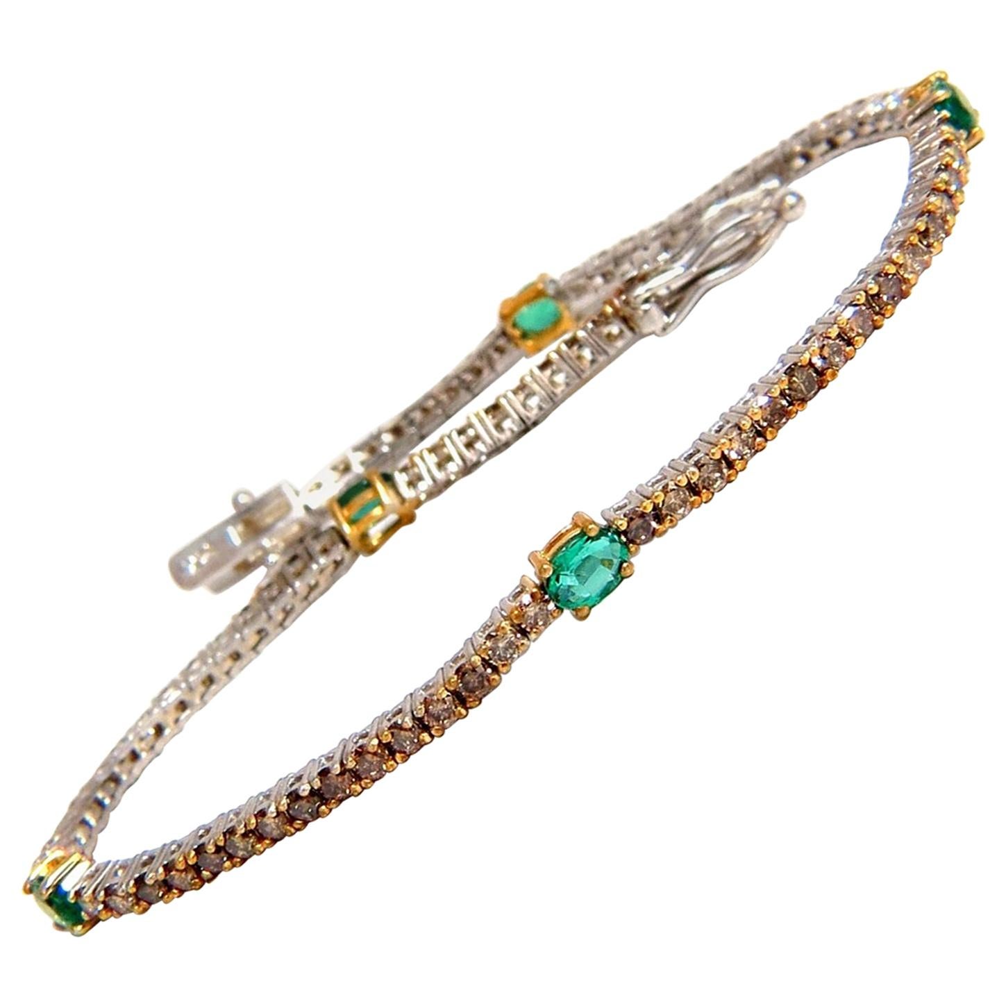 3.00 Carat Green Natural Emeralds Fancy Color Diamonds Tennis Bracelet 14 Karat For Sale