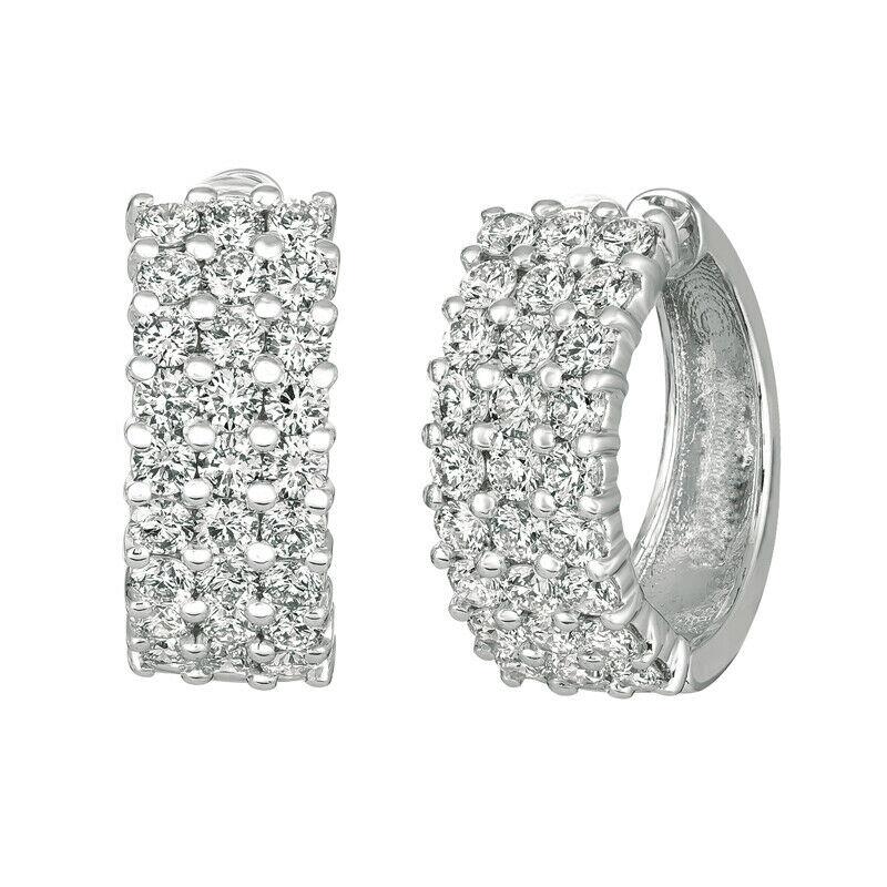 3.00 Carat Natural Diamond Hoop Earrings G SI 14K White Gold

100% Natural, Not Enhanced in any way Round Cut Diamond Earrings
3.00CT
G-H 
SI  
14K White Gold,  Prong & Pave Style, 7.6 gram
13/16 inch in height, 5/16 inch in width
54