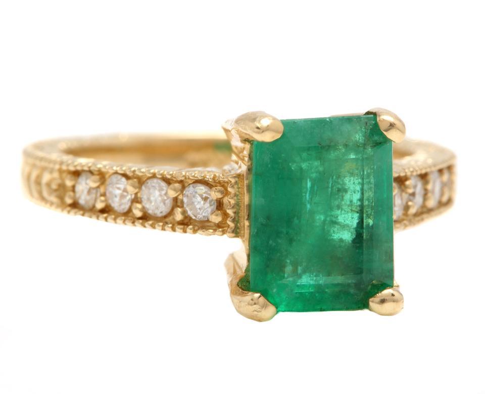 3.00 Carats Natural Emerald and Diamond 14K Solid Yellow Gold Ring

Total Natural Green Emerald Weight is: Approx. 2.80 Carats (transparent)

Emerald Measures: Approx. 9 x 7mm

Emerald Treatment: Oiling

Natural Round Diamonds Weight: Approx.  0.20