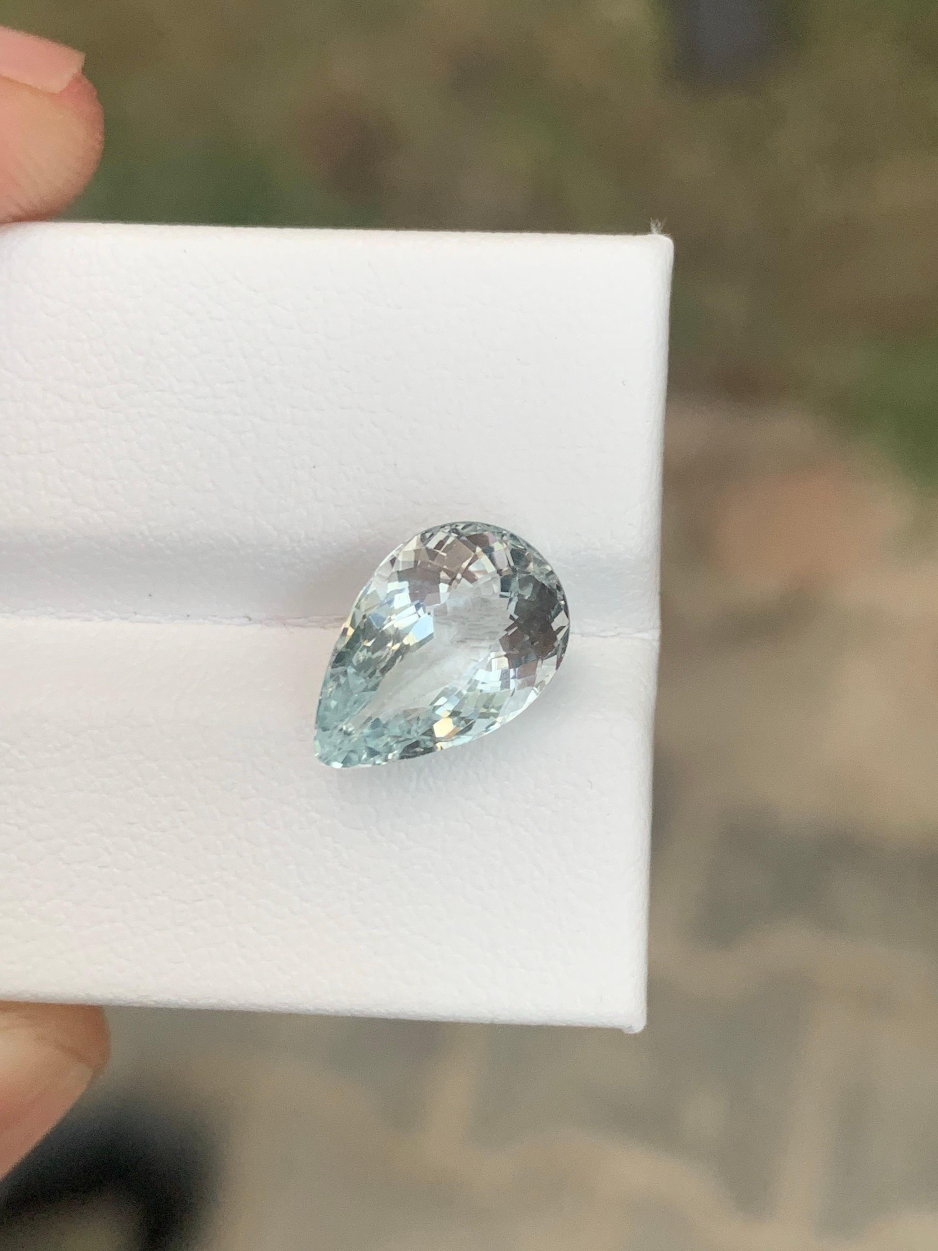 3,00 Karat Natürlicher loser Aquamarin Birnenform Edelstein aus Nigeria (Tropfenschliff) im Angebot